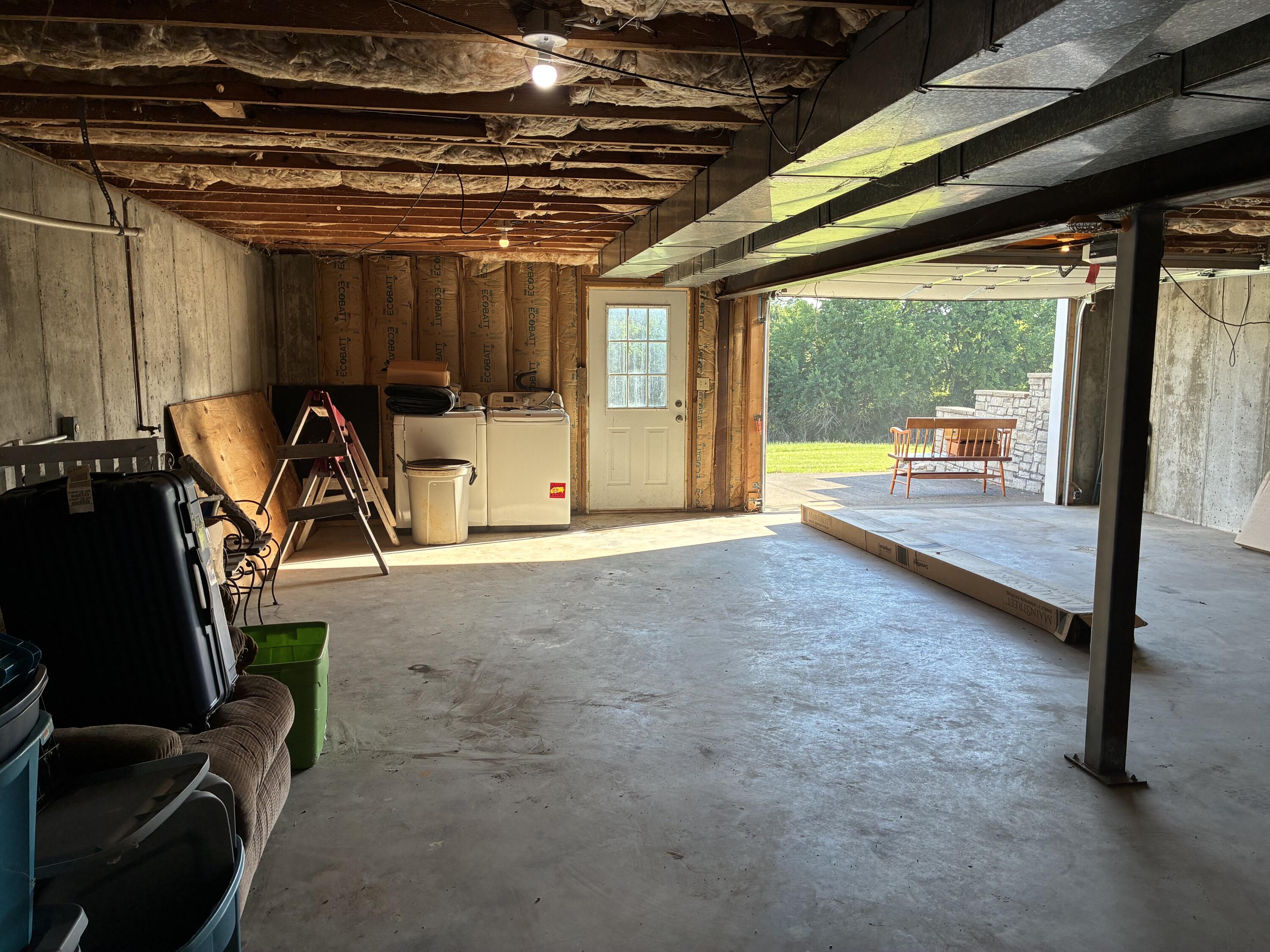 1835 Warwick Road Property Photo 38