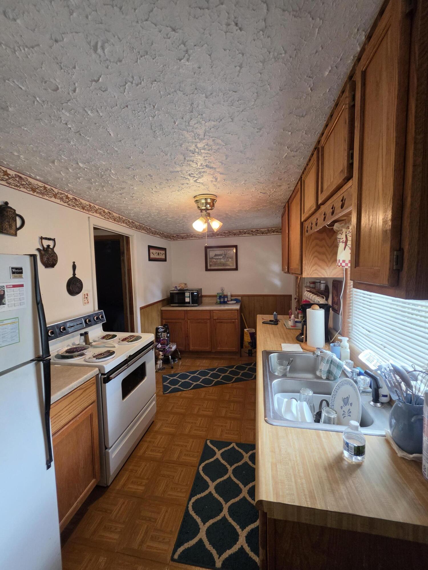 41 Dripping Spring Road Property Photo 7