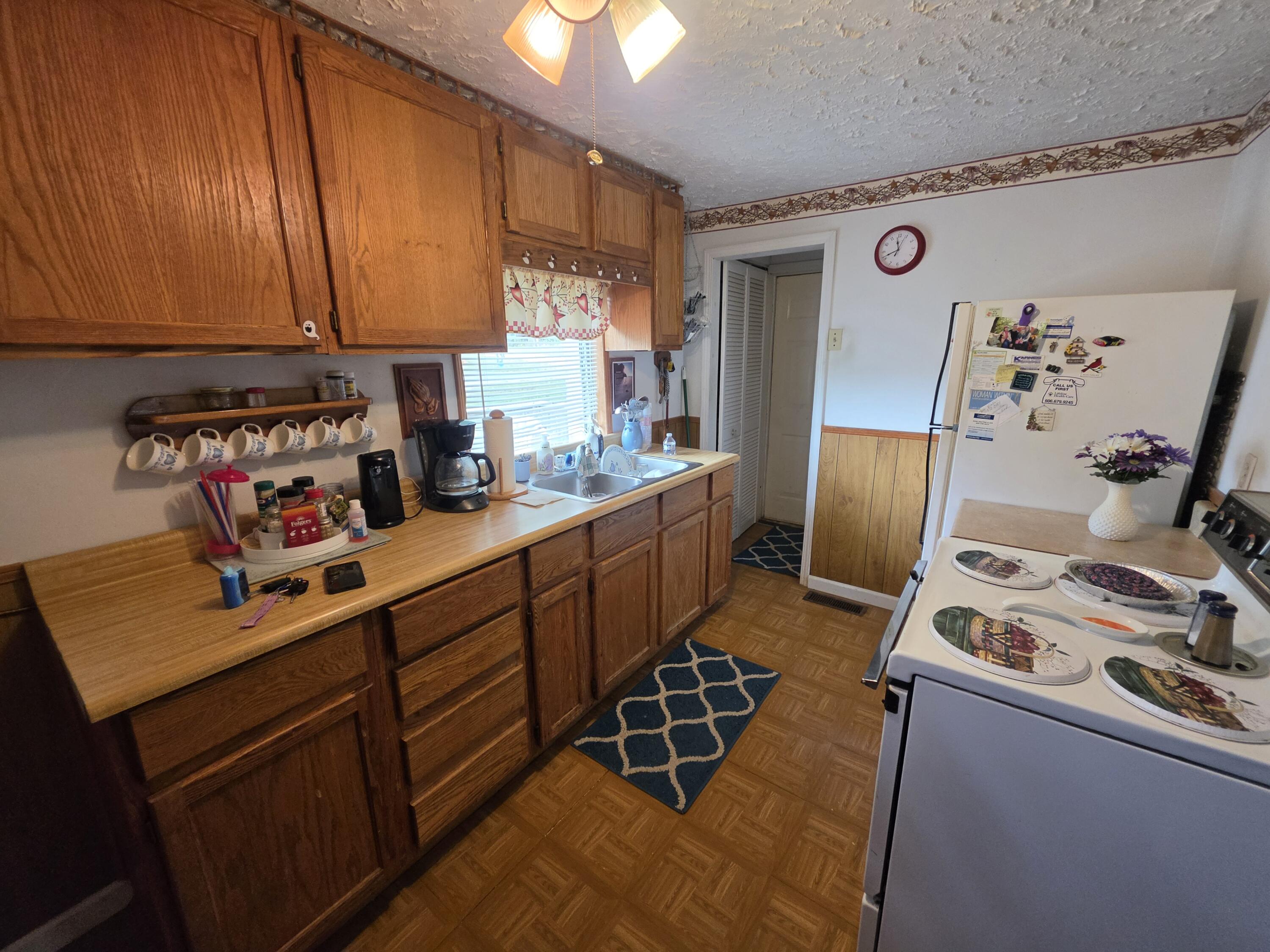 41 Dripping Spring Road Property Photo 8