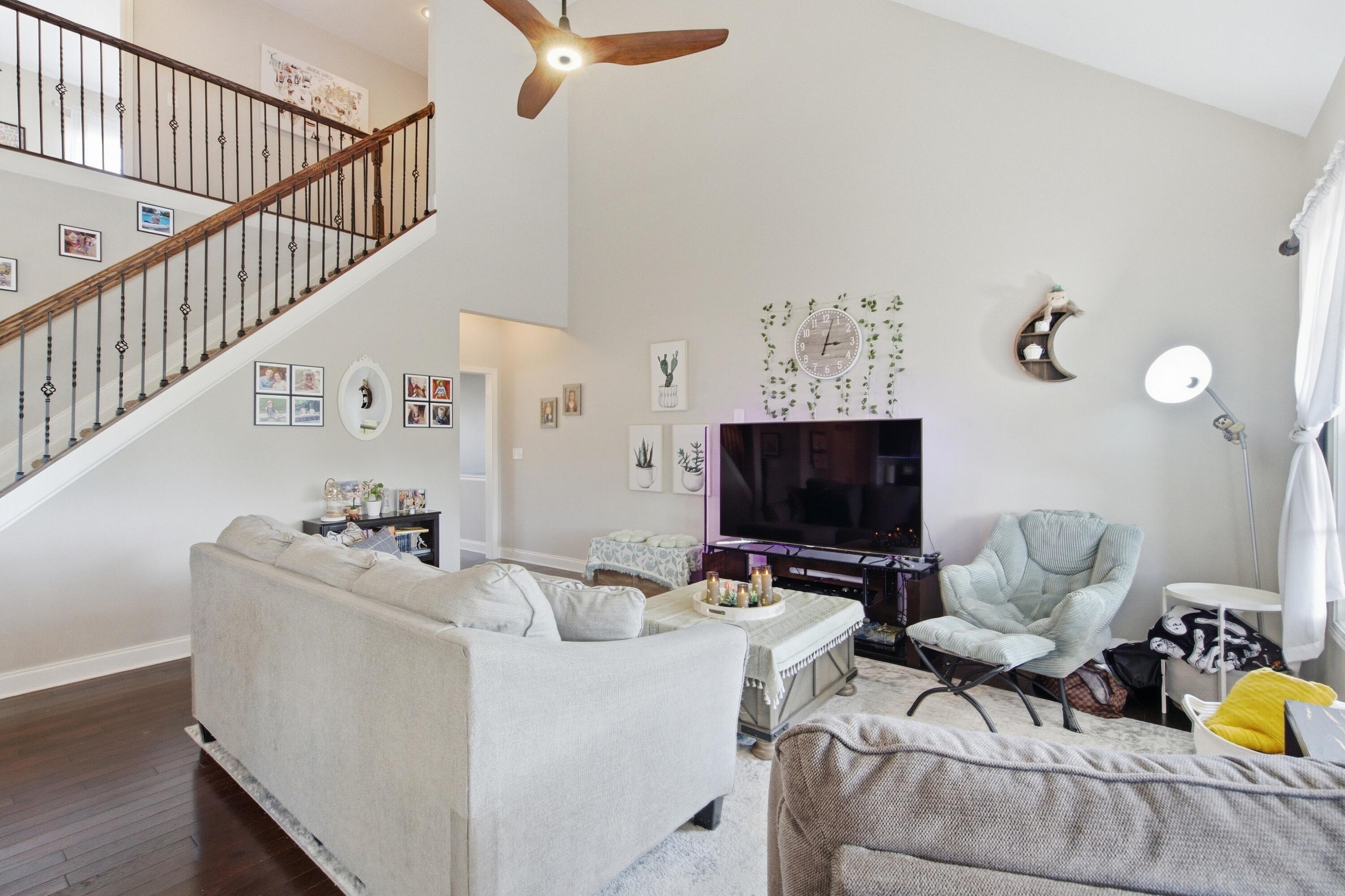 172 Tuscany Way Property Photo 16