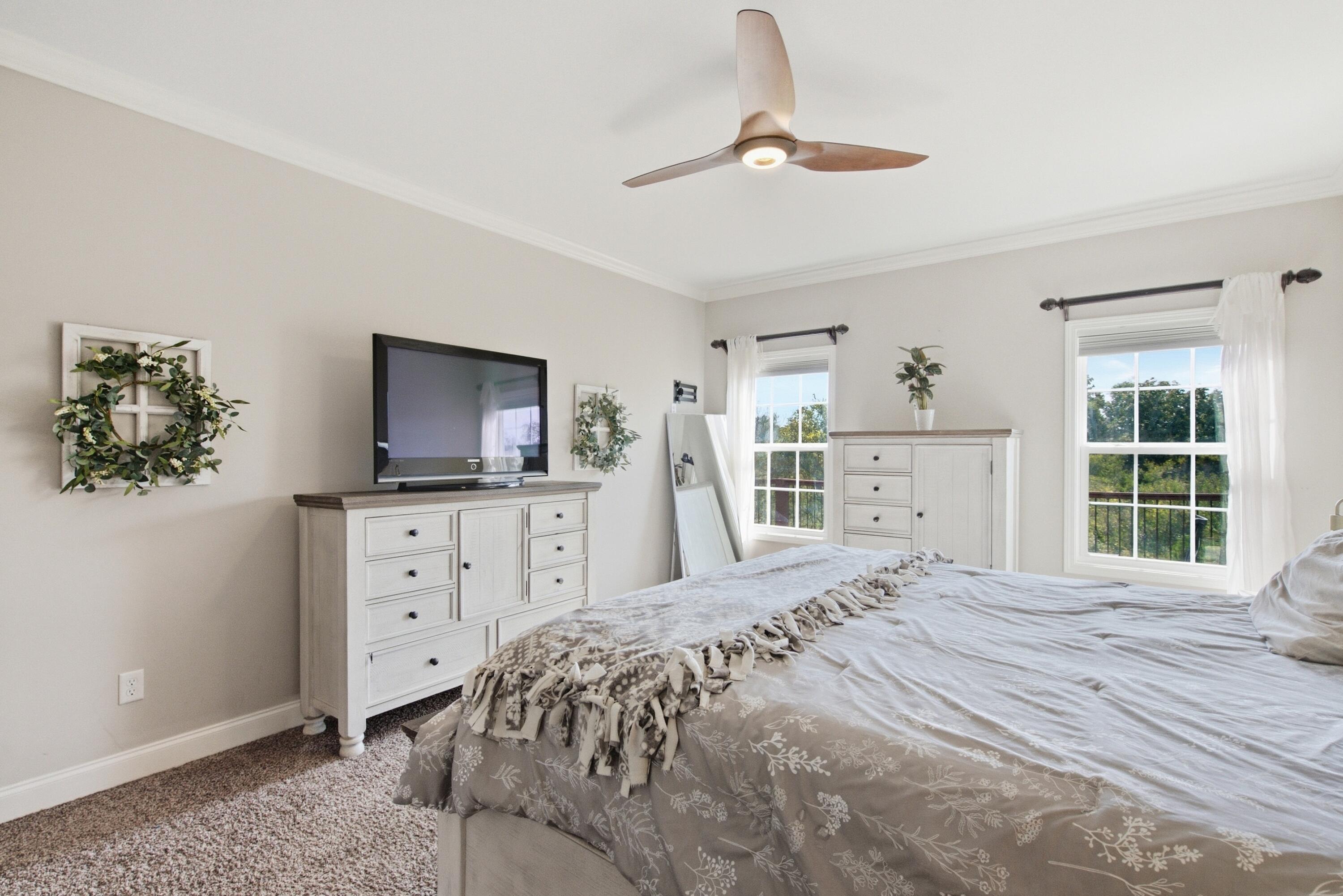 172 Tuscany Way Property Photo 23