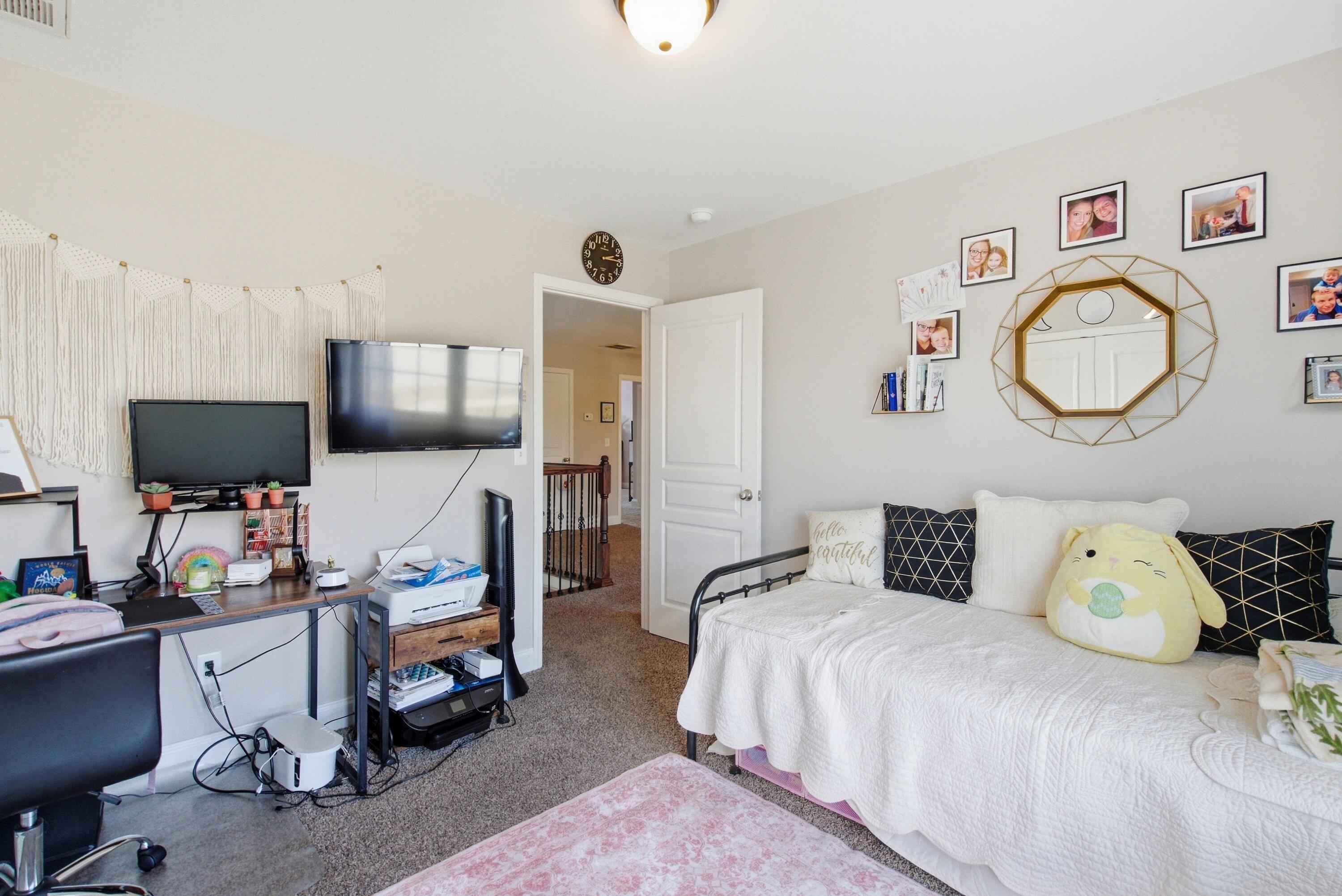 172 Tuscany Way Property Photo 32