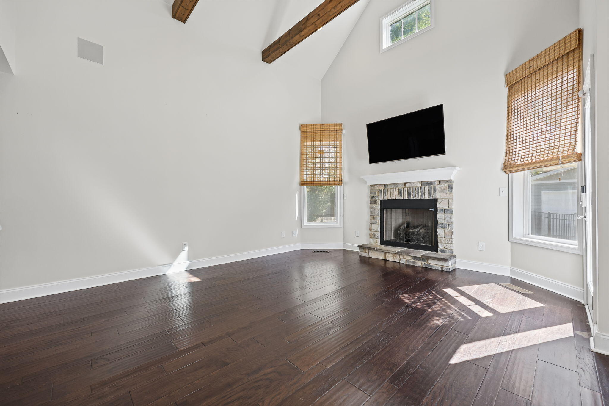 256 Bassett Avenue Property Photo 19