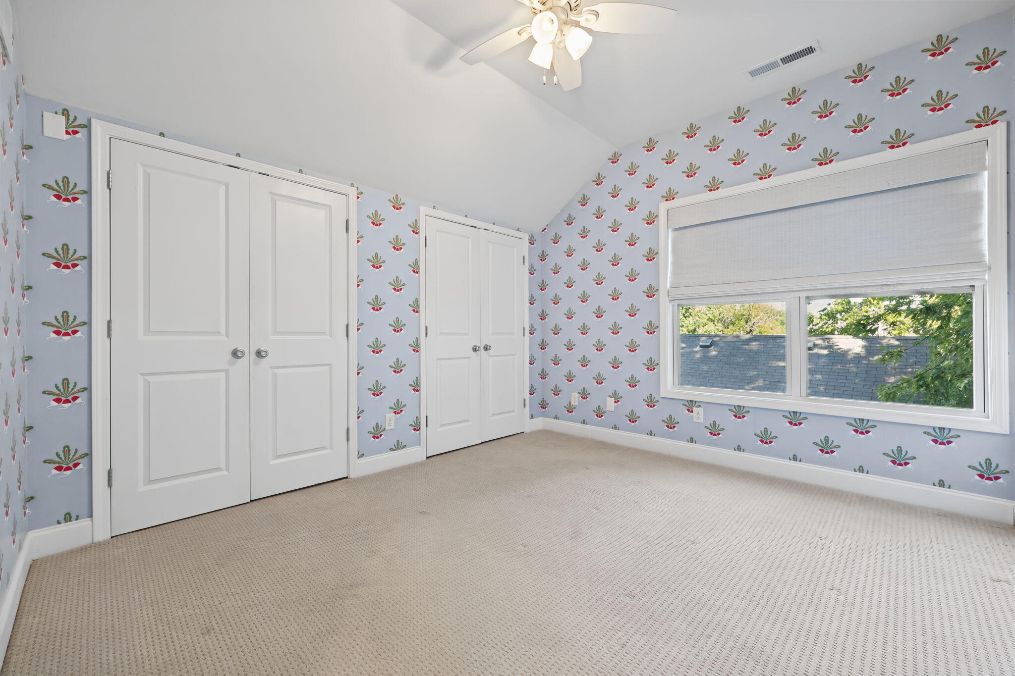256 Bassett Avenue Property Photo 54