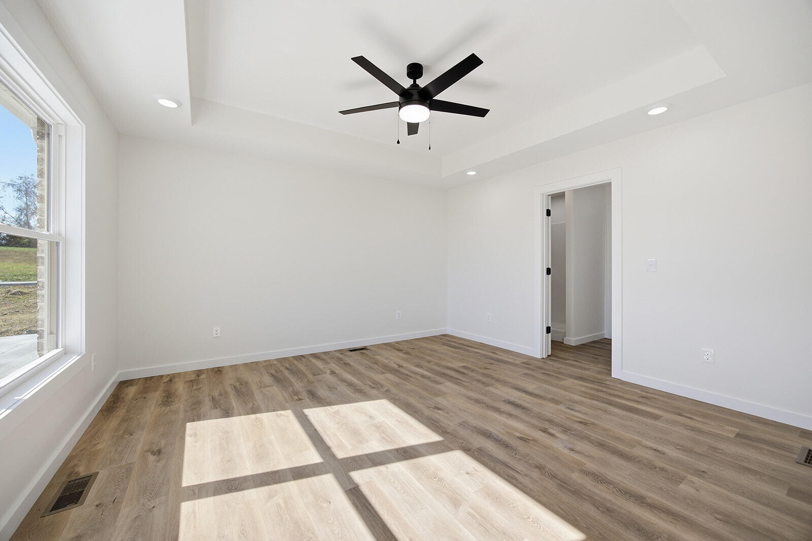 1001 Georgia Way Property Photo 4