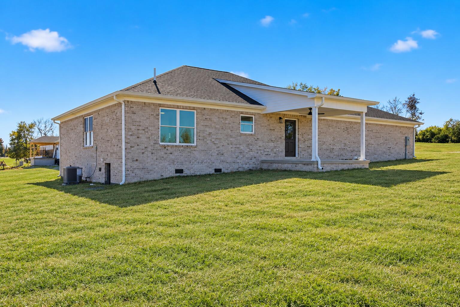 1001 Georgia Way Property Photo 5