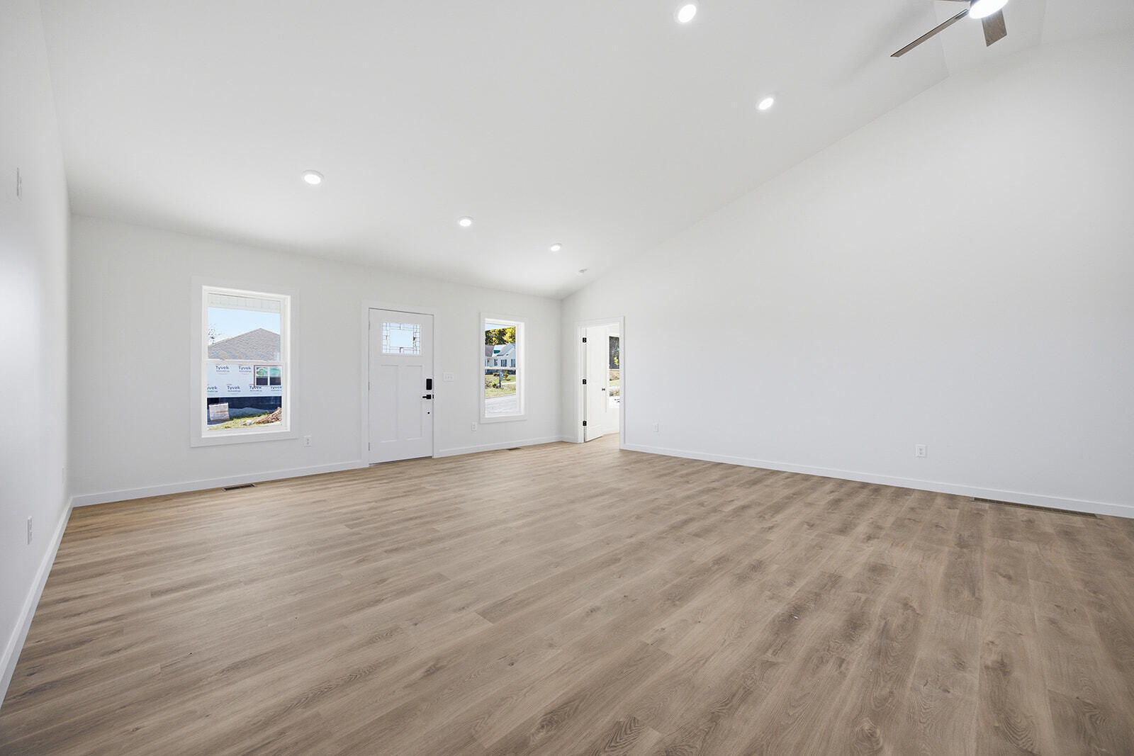 1001 Georgia Way Property Photo 11