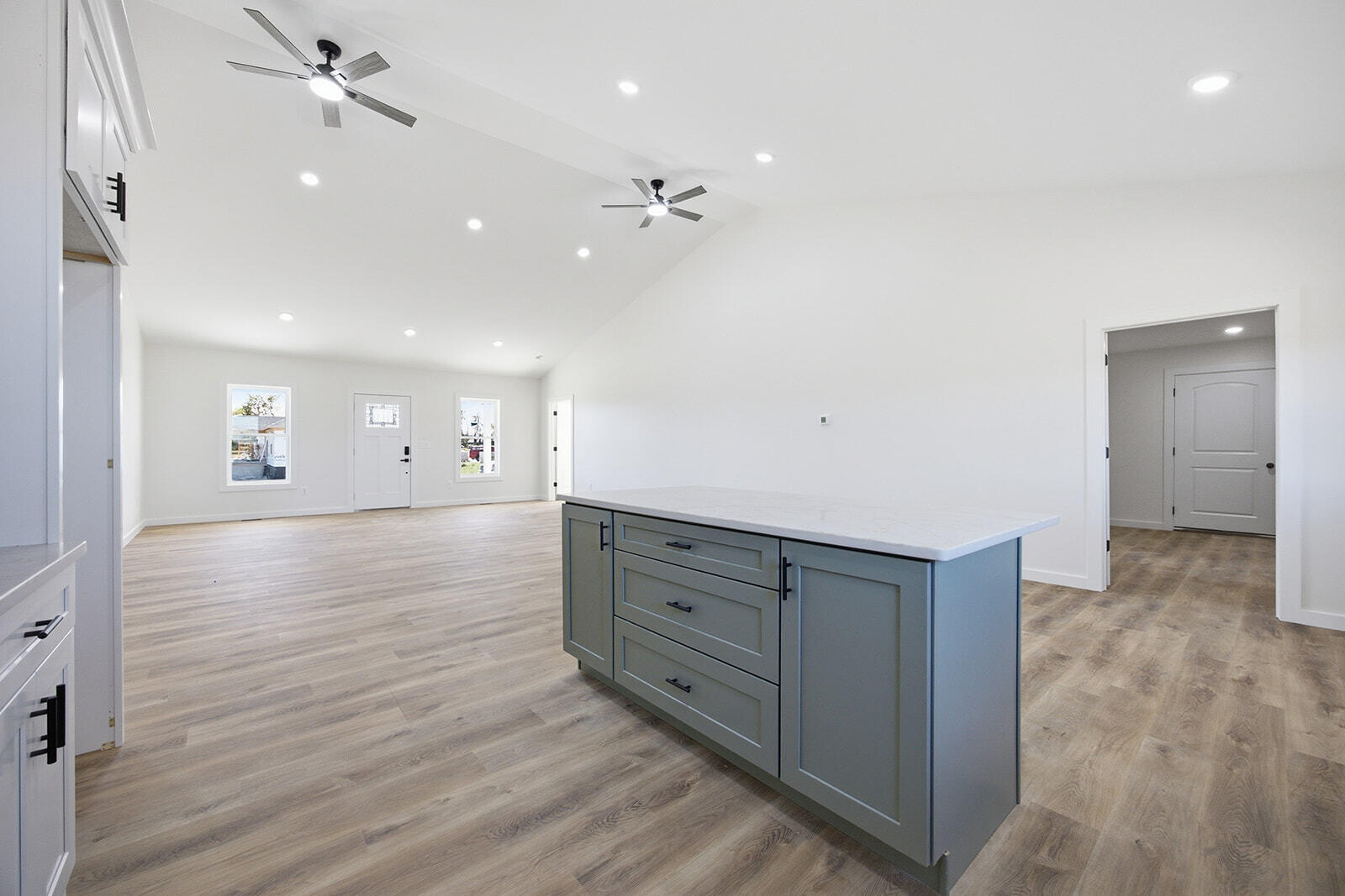1001 Georgia Way Property Photo 17