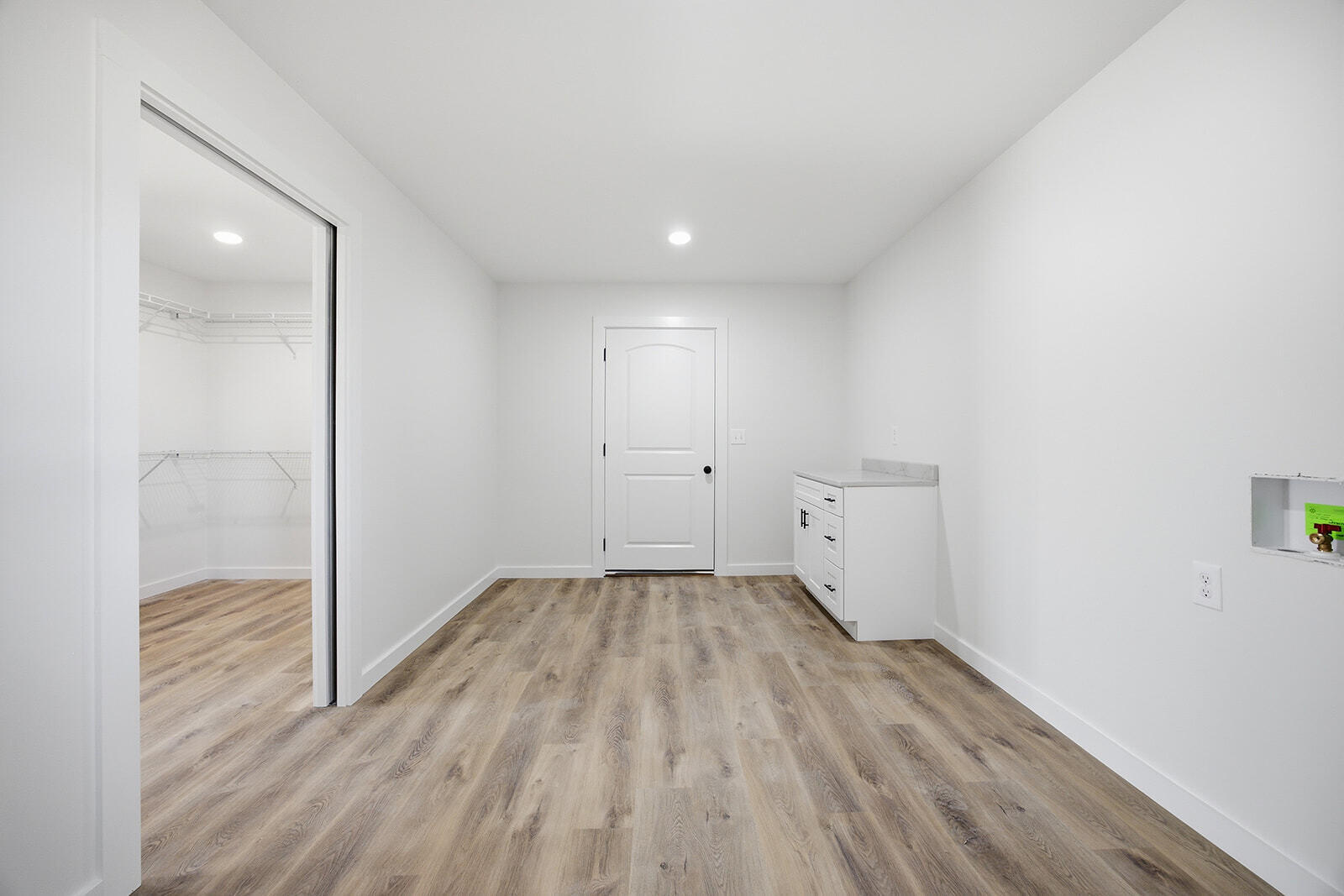1001 Georgia Way Property Photo 23