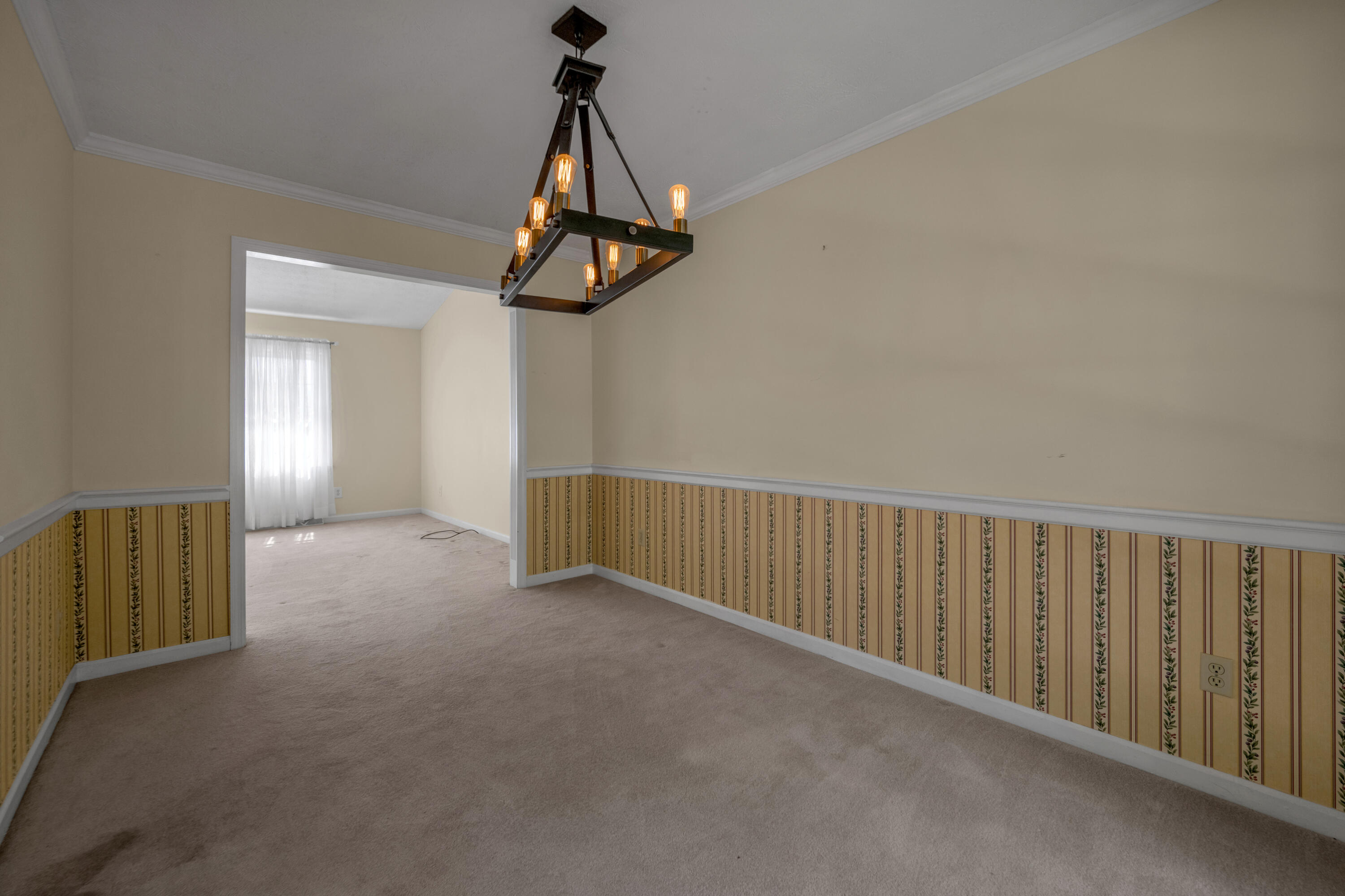 4368 Clemens Drive Property Photo 14