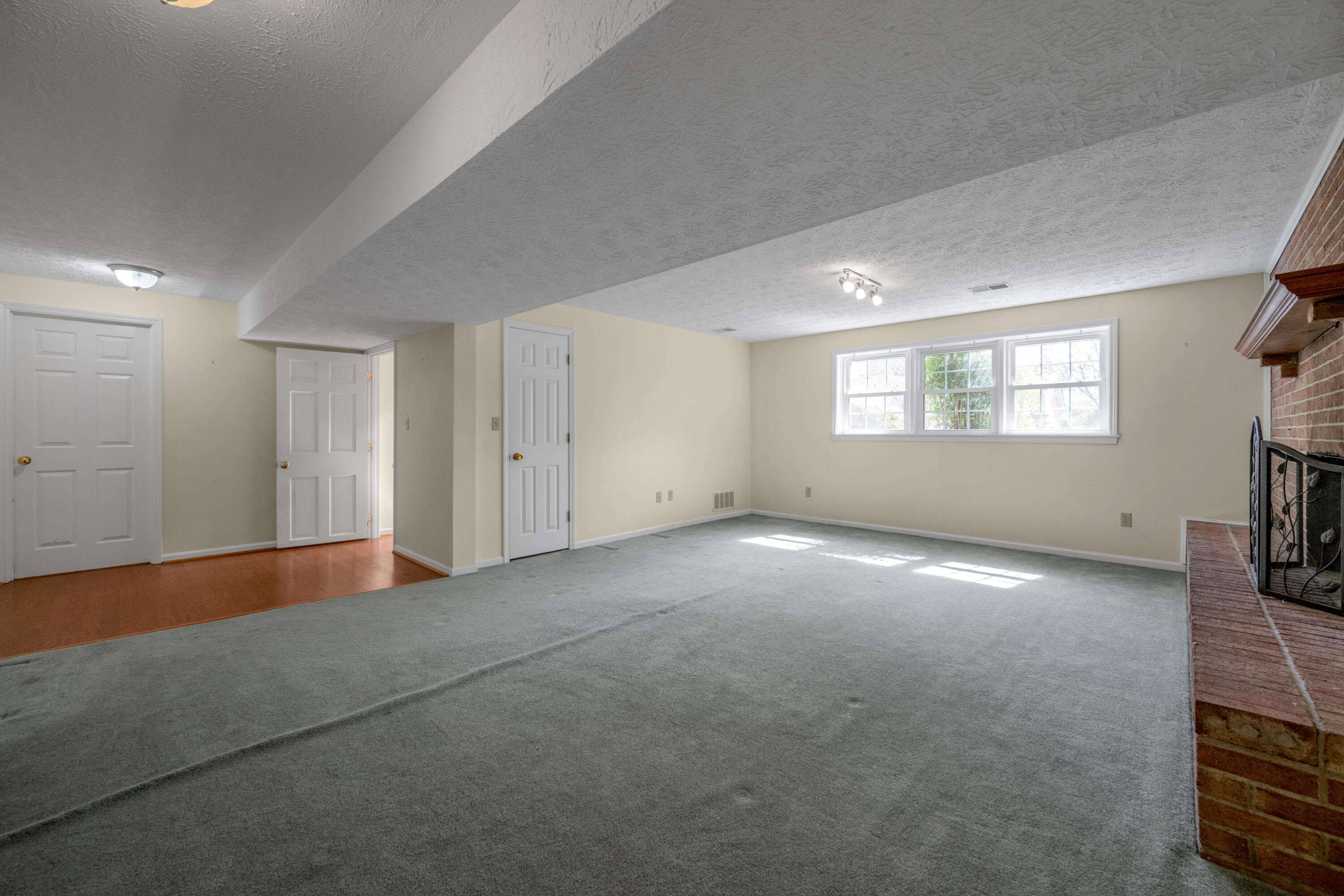 4368 Clemens Drive Property Photo 38