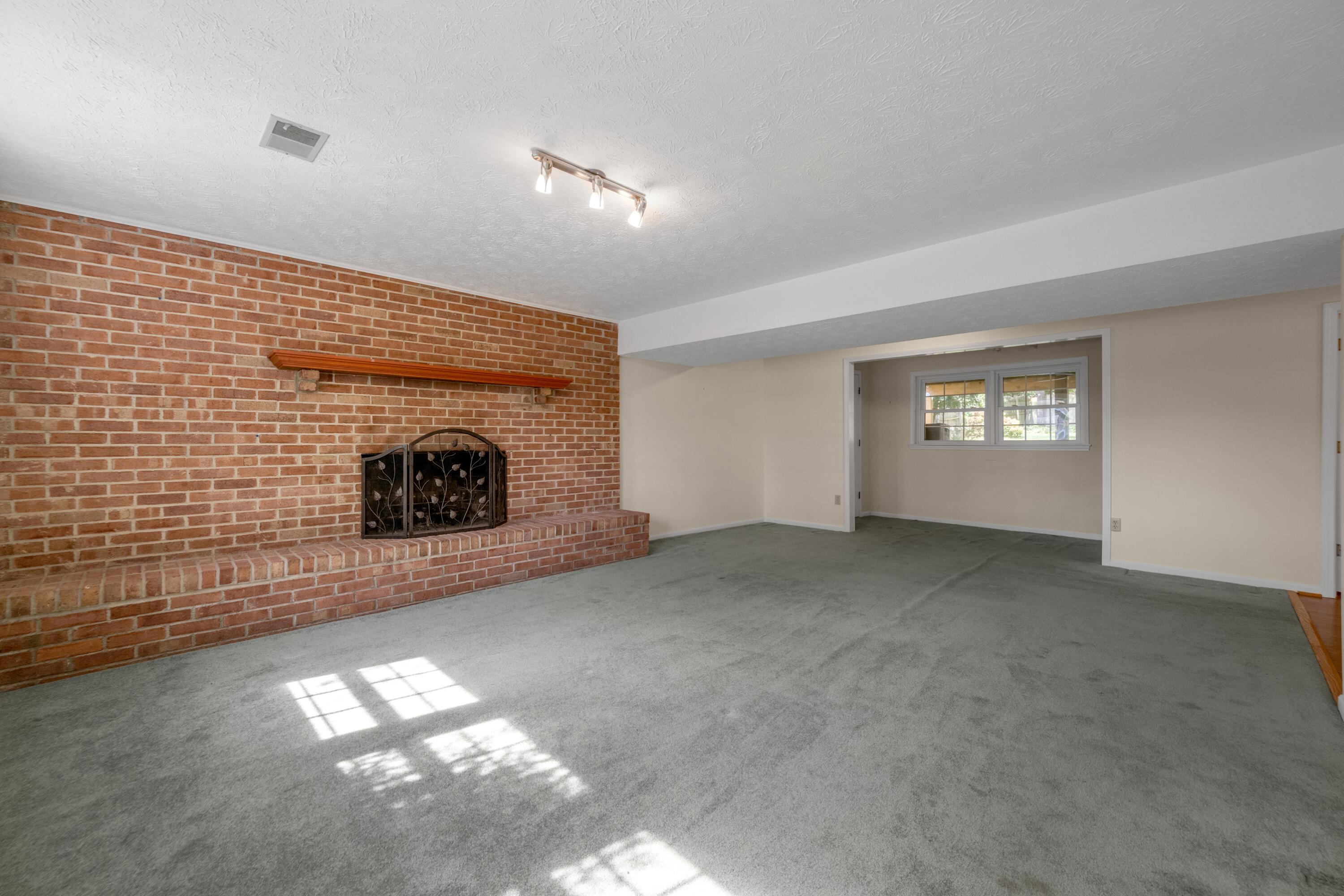 4368 Clemens Drive Property Photo 38