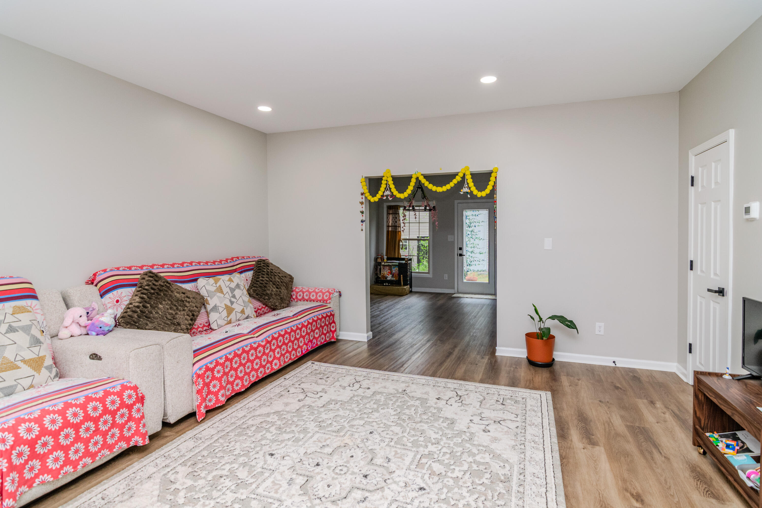 3715 Lochdale Terrace Property Photo 4