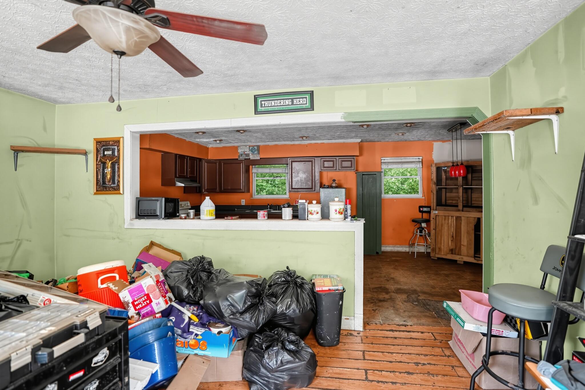 871 6th Street Property Photo 6