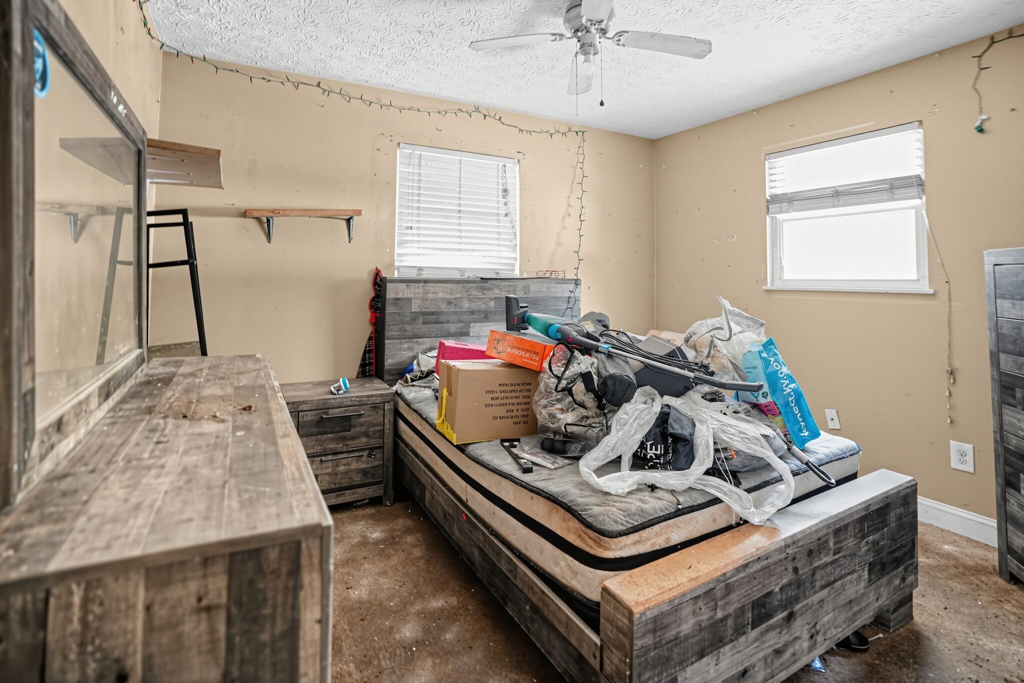 871 6th Street Property Photo 12