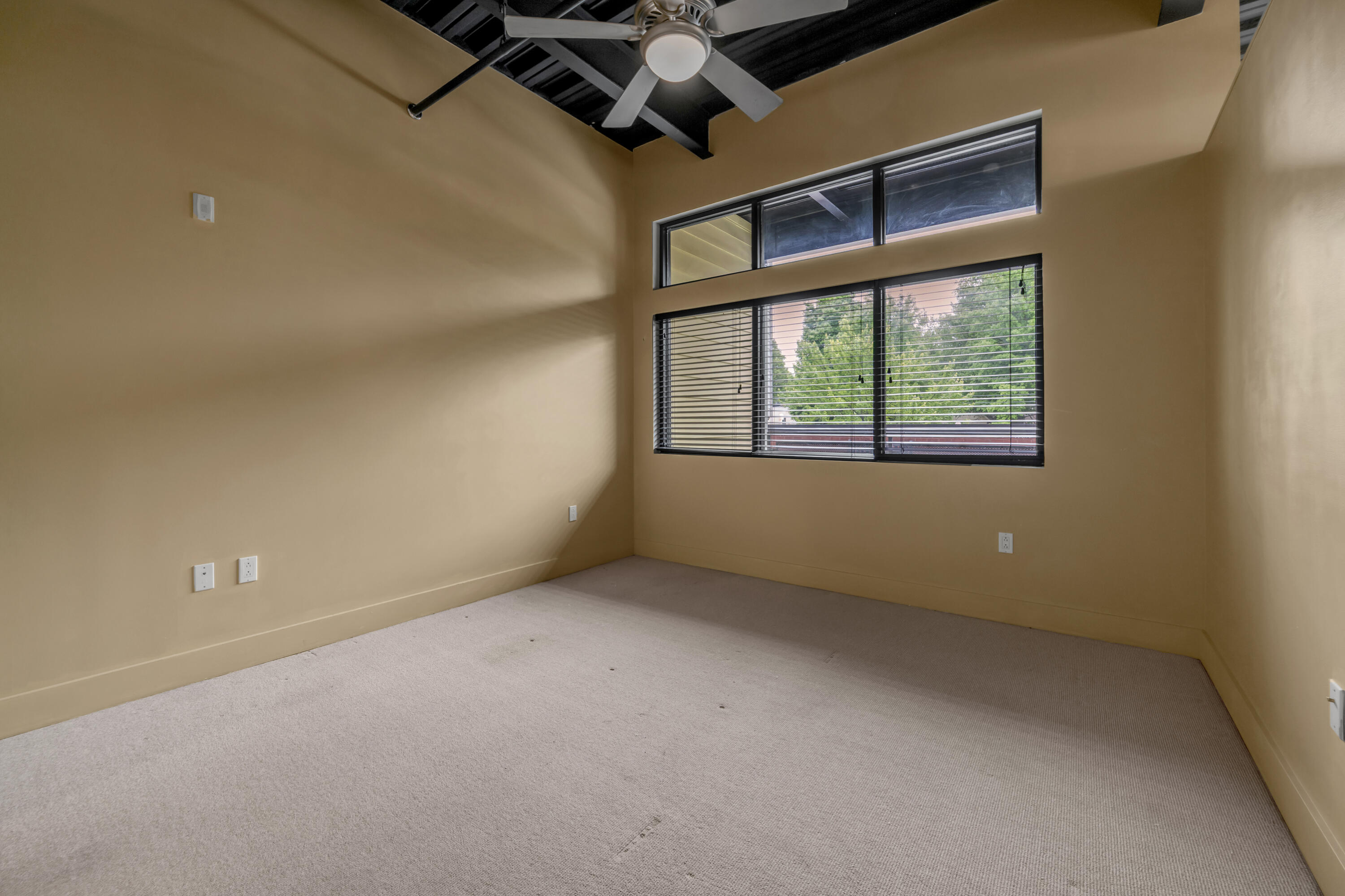 350 E Short Street 211 Property Photo 12