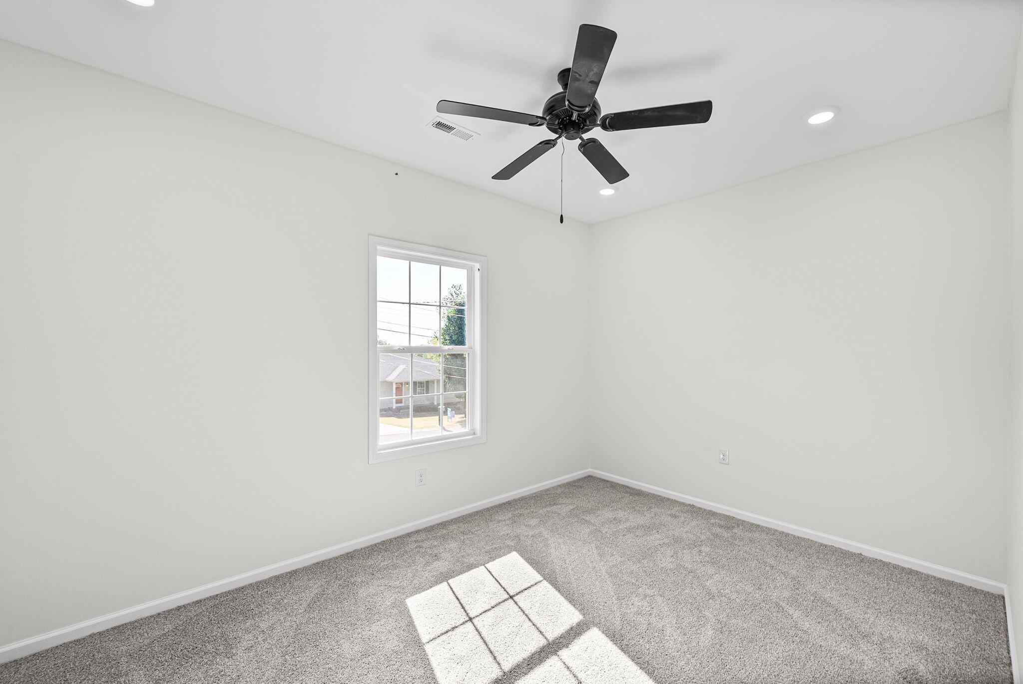 318 Pine Hill Drive Property Photo 22