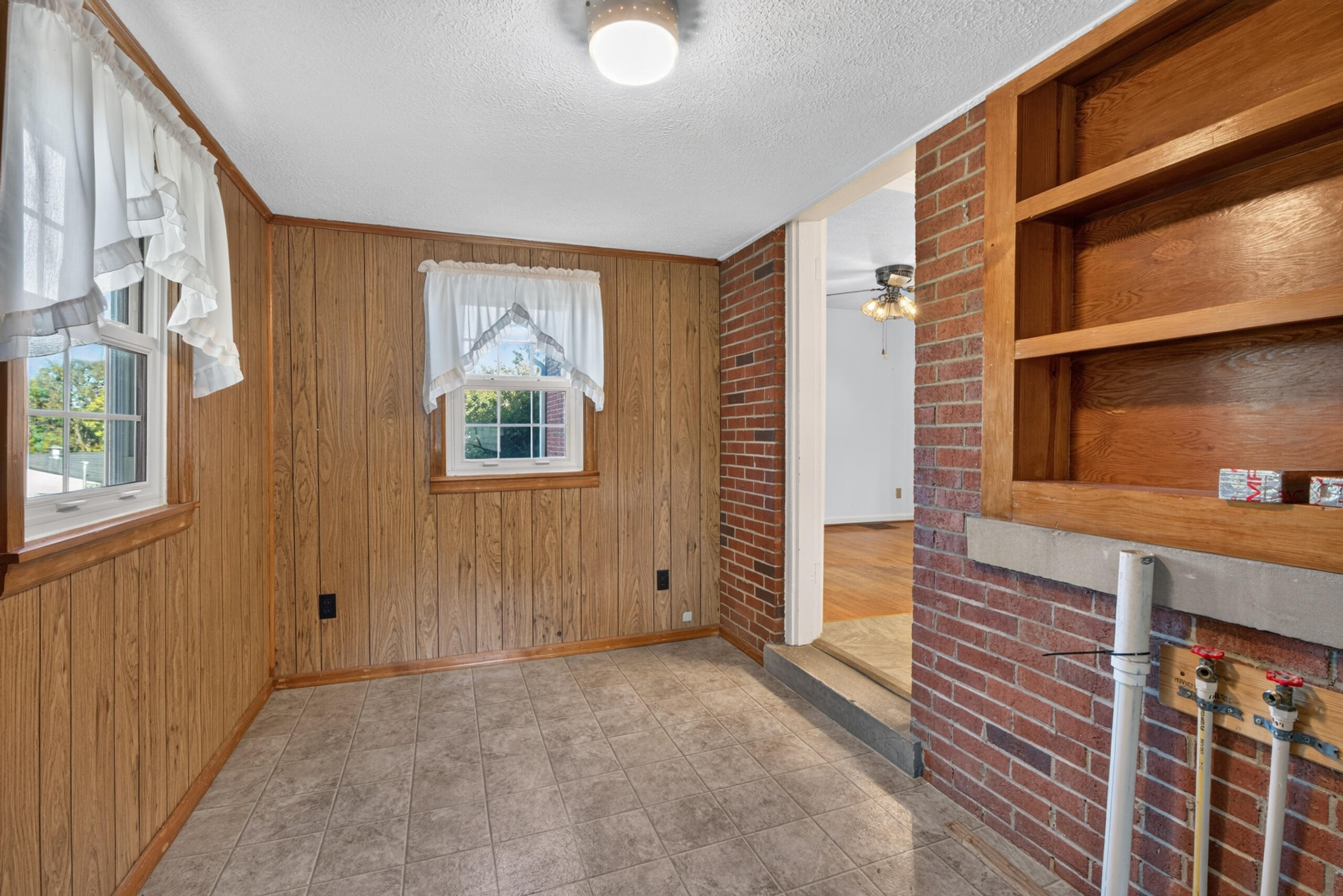 31 W 19th Street Property Photo 14