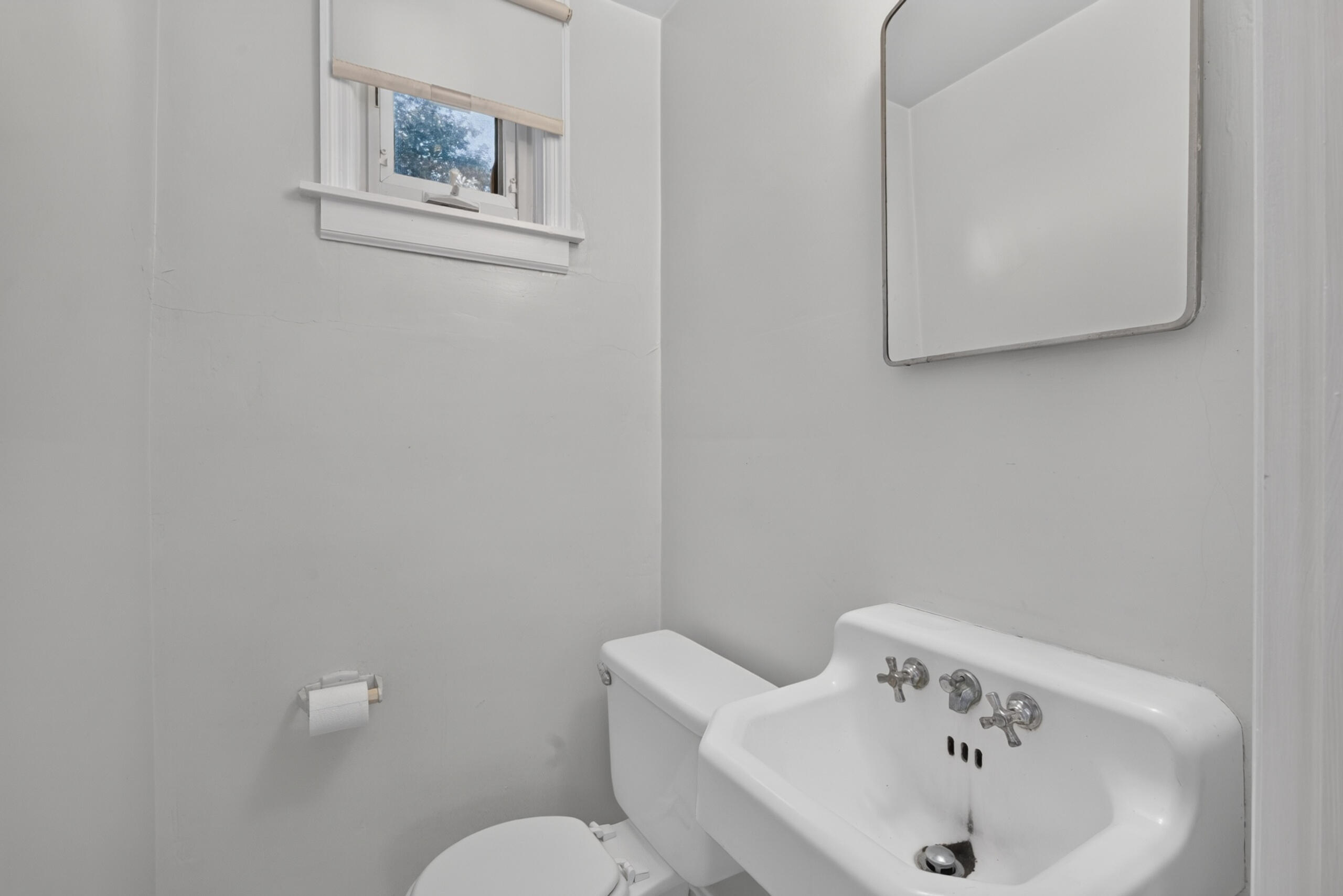 31 W 19th Street Property Photo 26