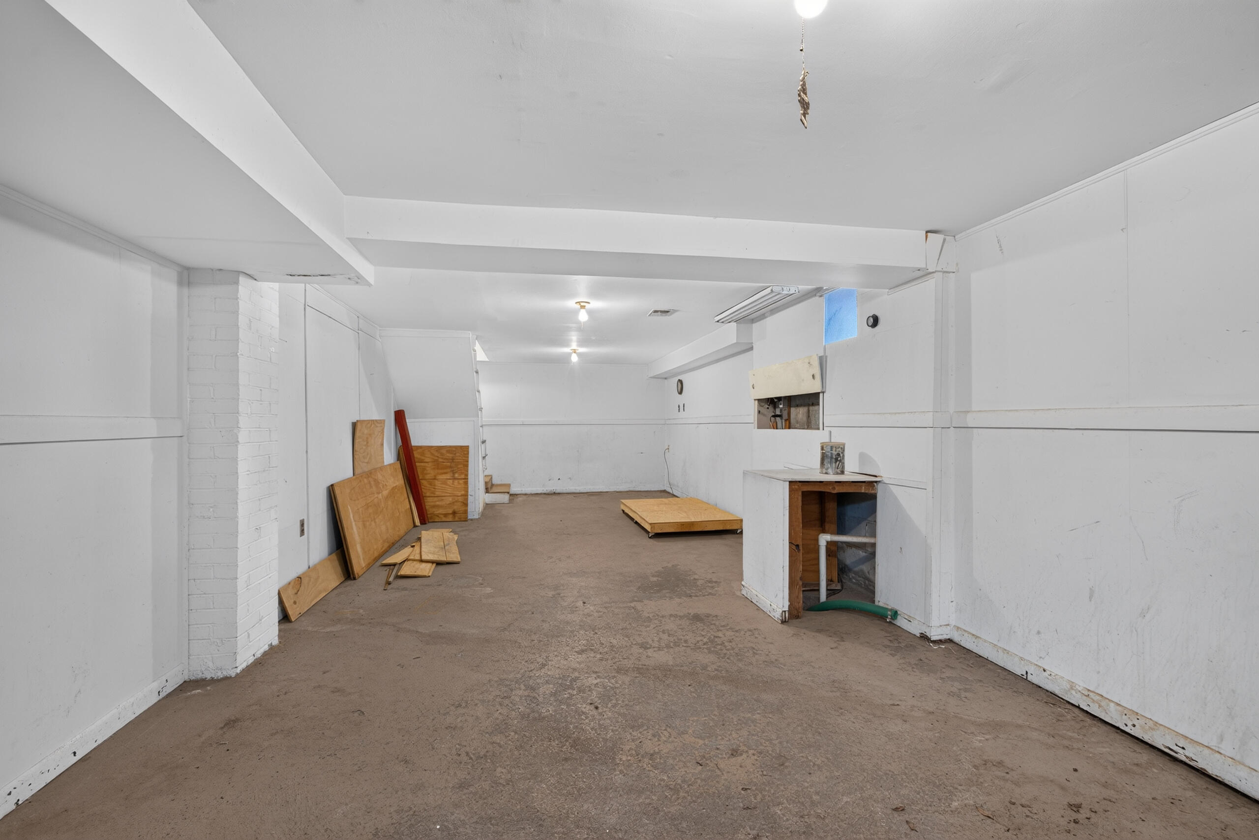 31 W 19th Street Property Photo 29