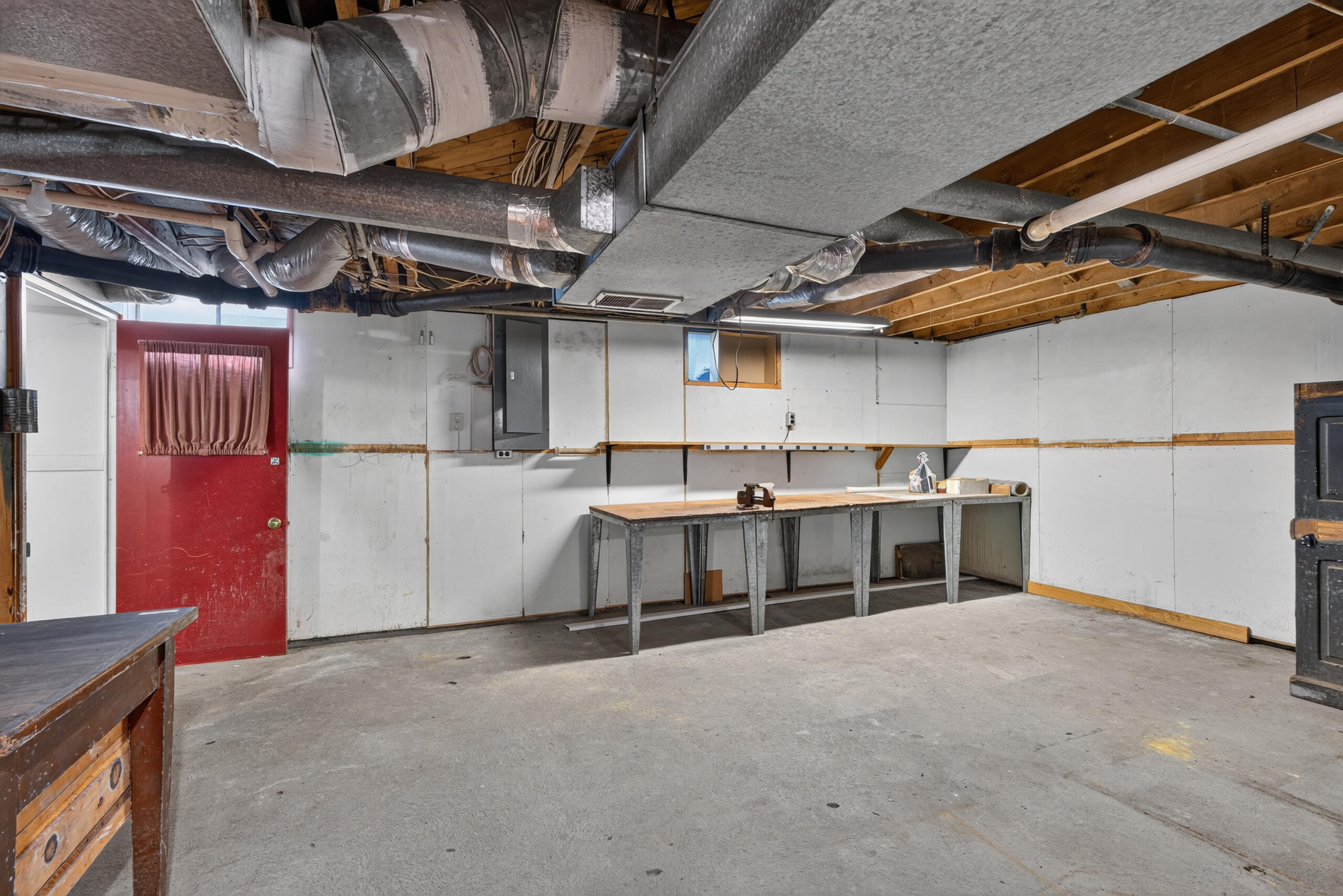 31 W 19th Street Property Photo 31