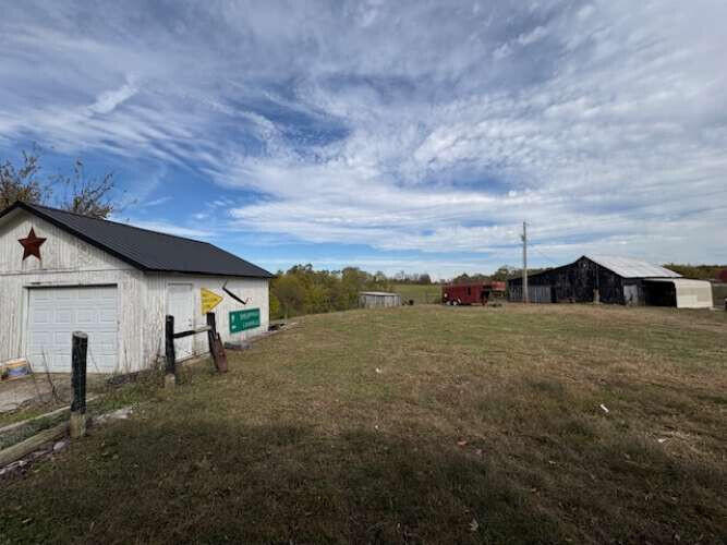 4838 Hickory Ridge Road Property Photo 5