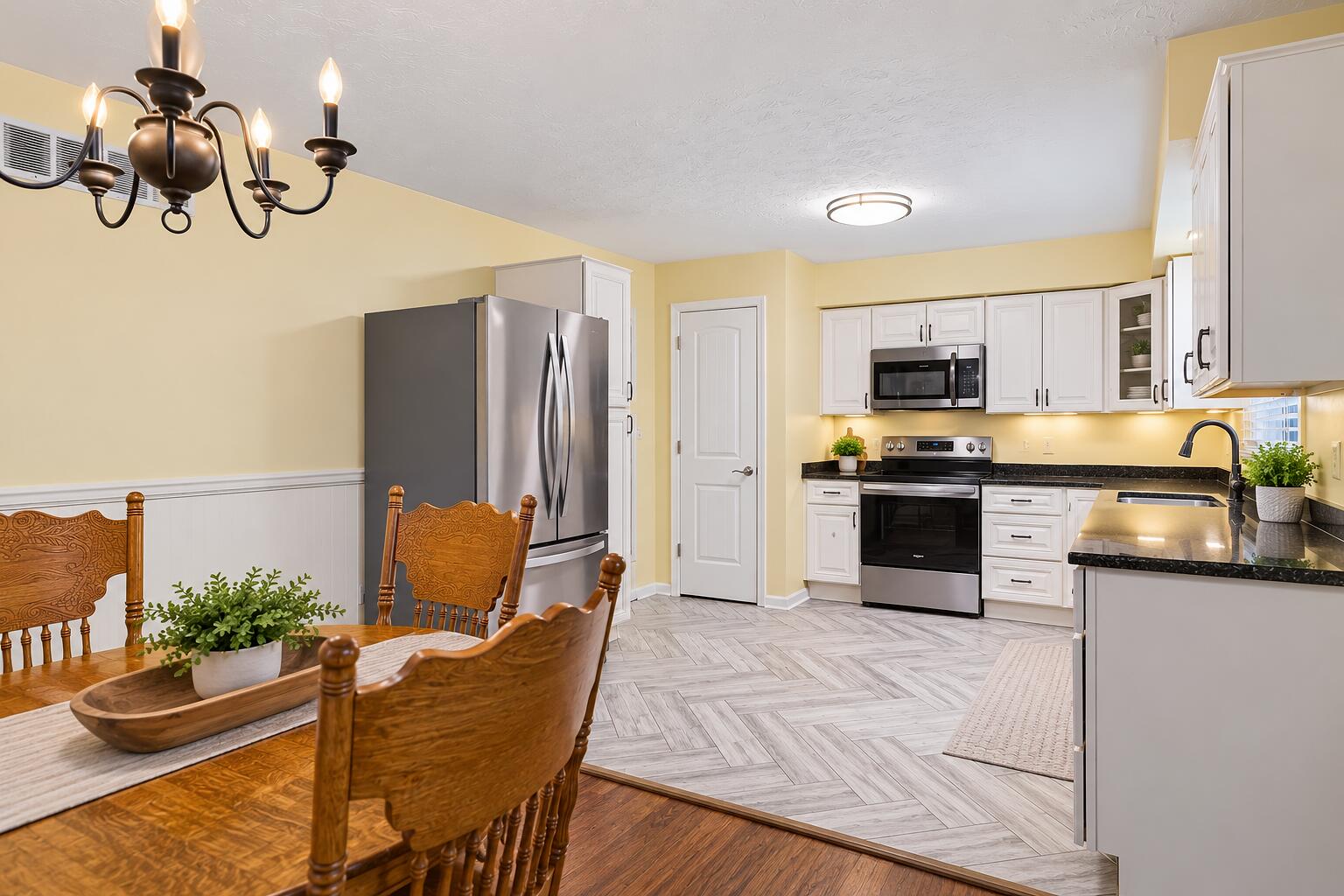 1322 Shadelawn Drive Property Photo 13