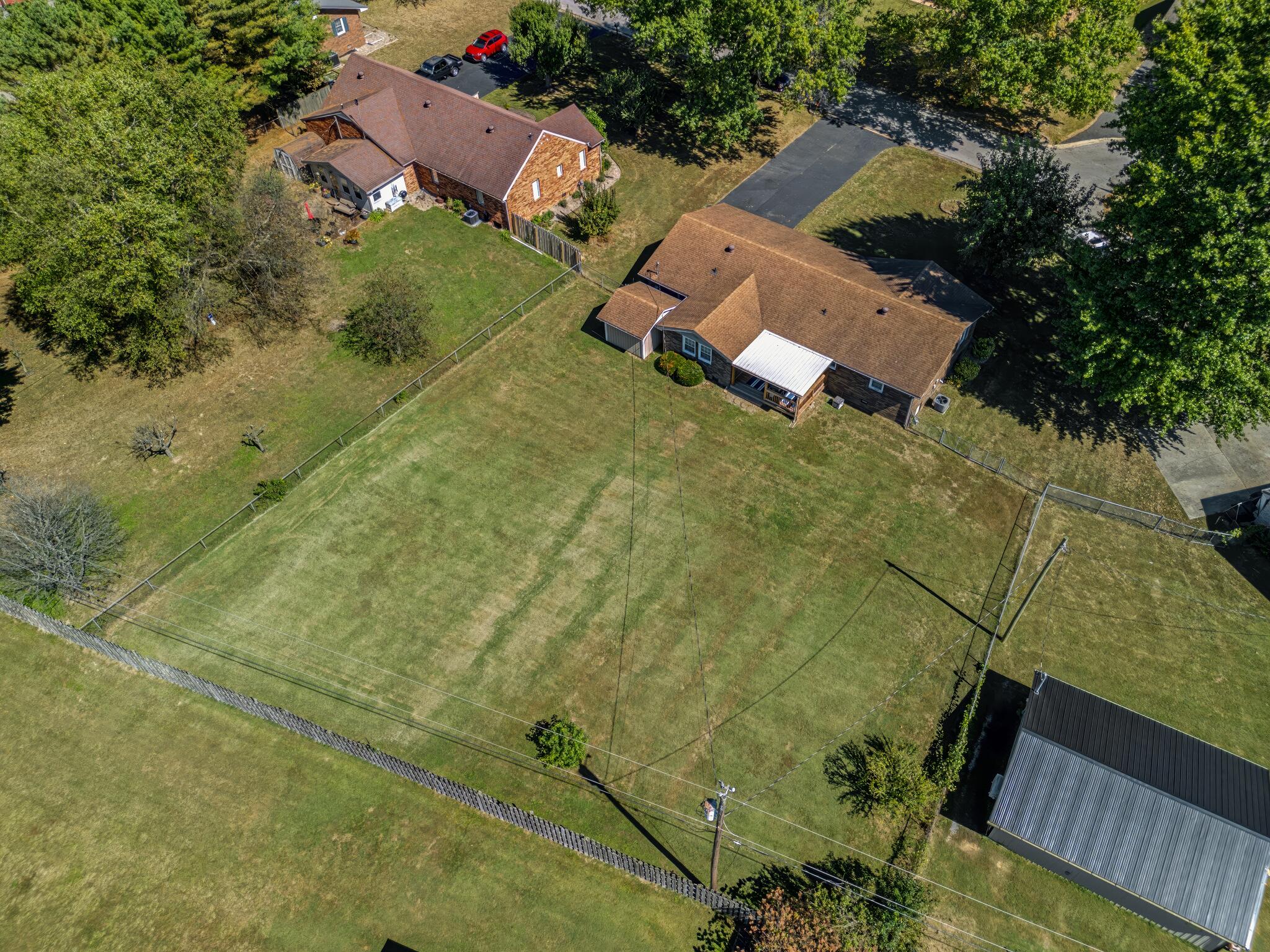 1322 Shadelawn Drive Property Photo 32