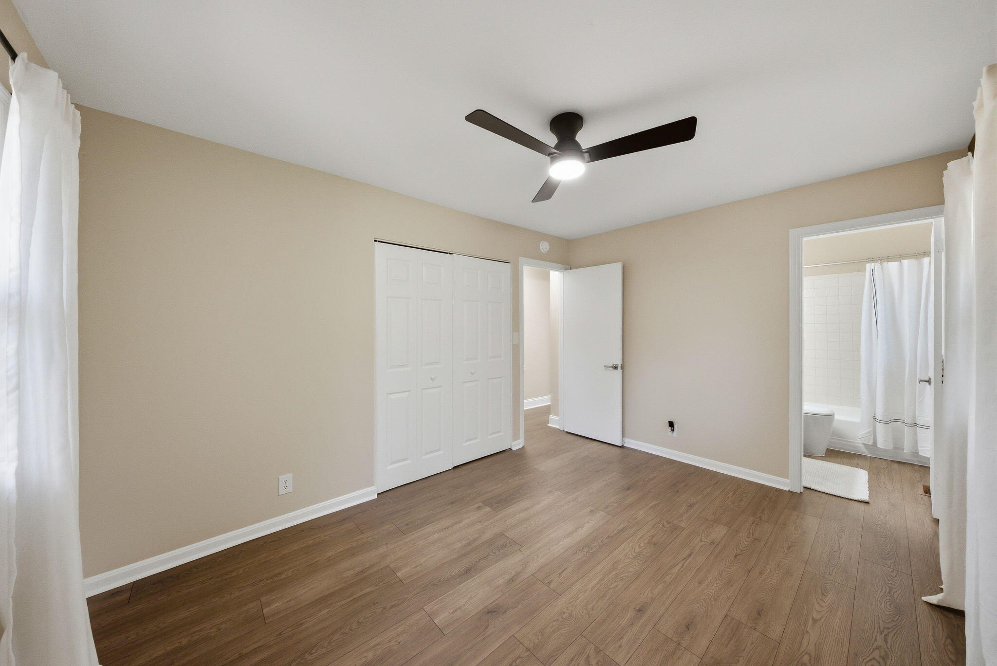 3475 Greentree Road Property Photo 23