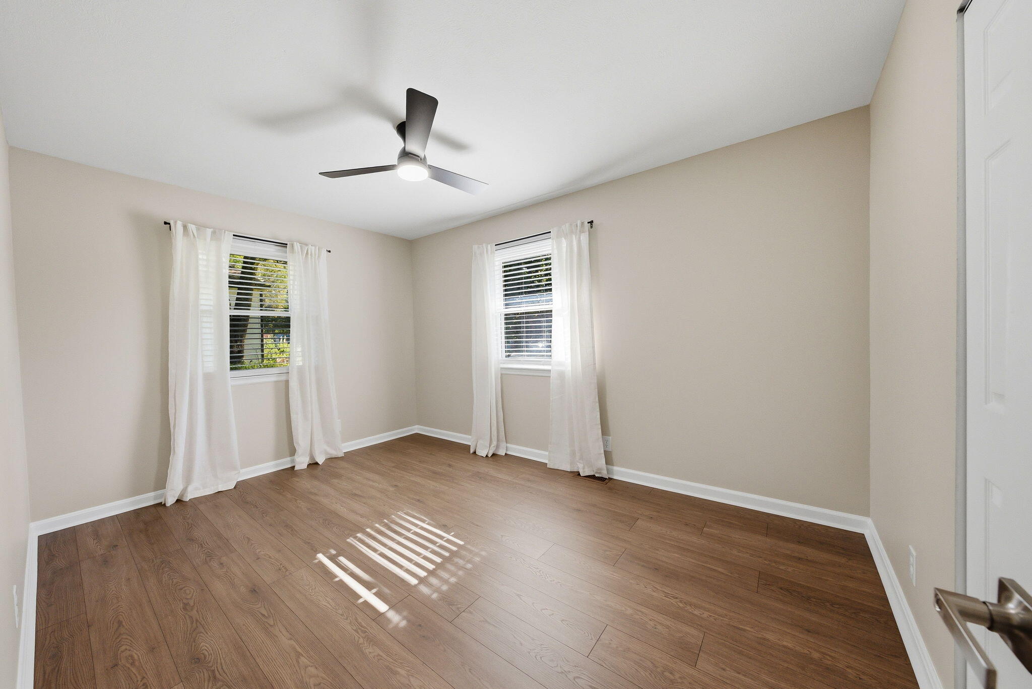 3475 Greentree Road Property Photo 28