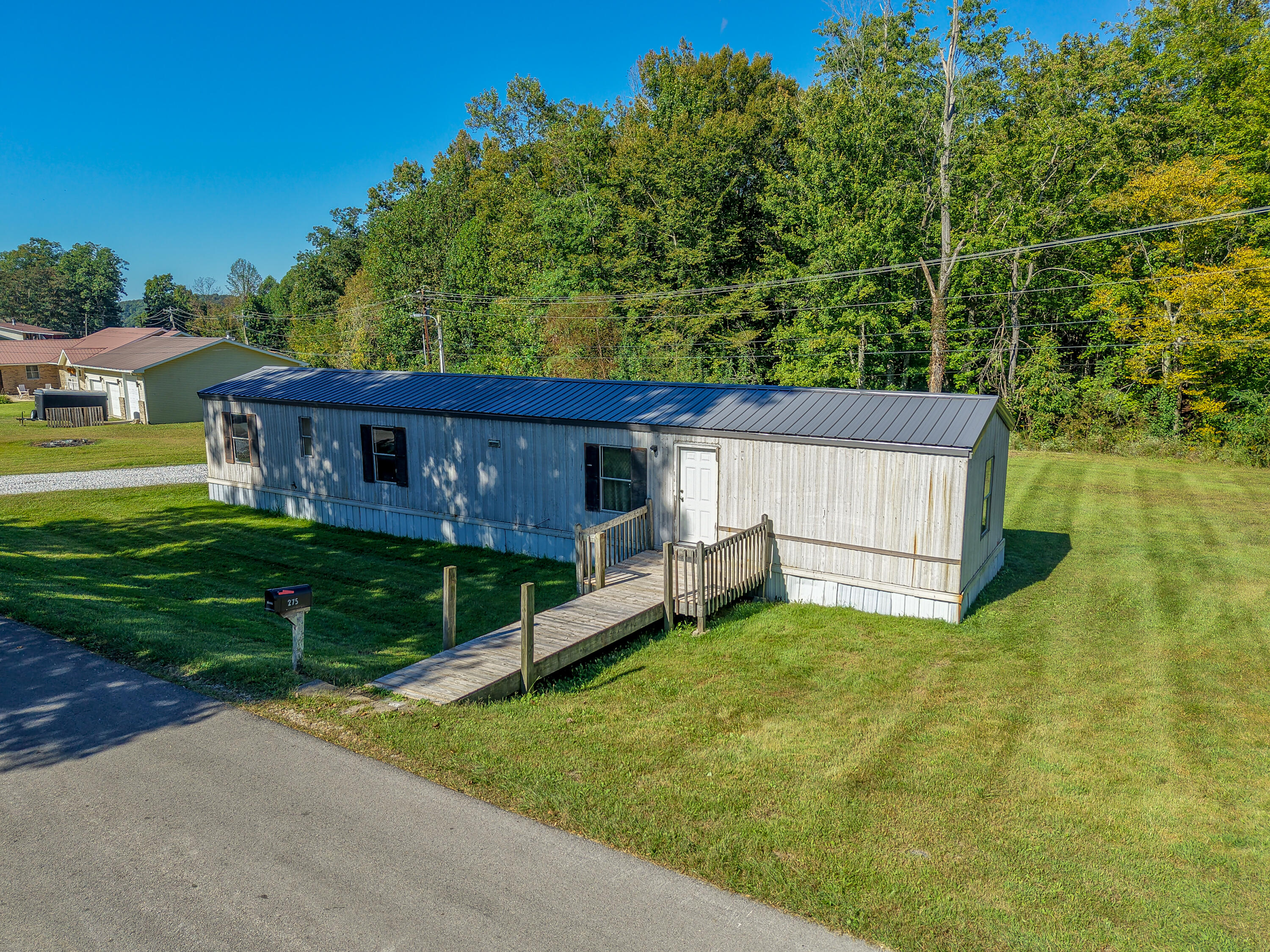 275 Ridgeway Drive Property Photo 7