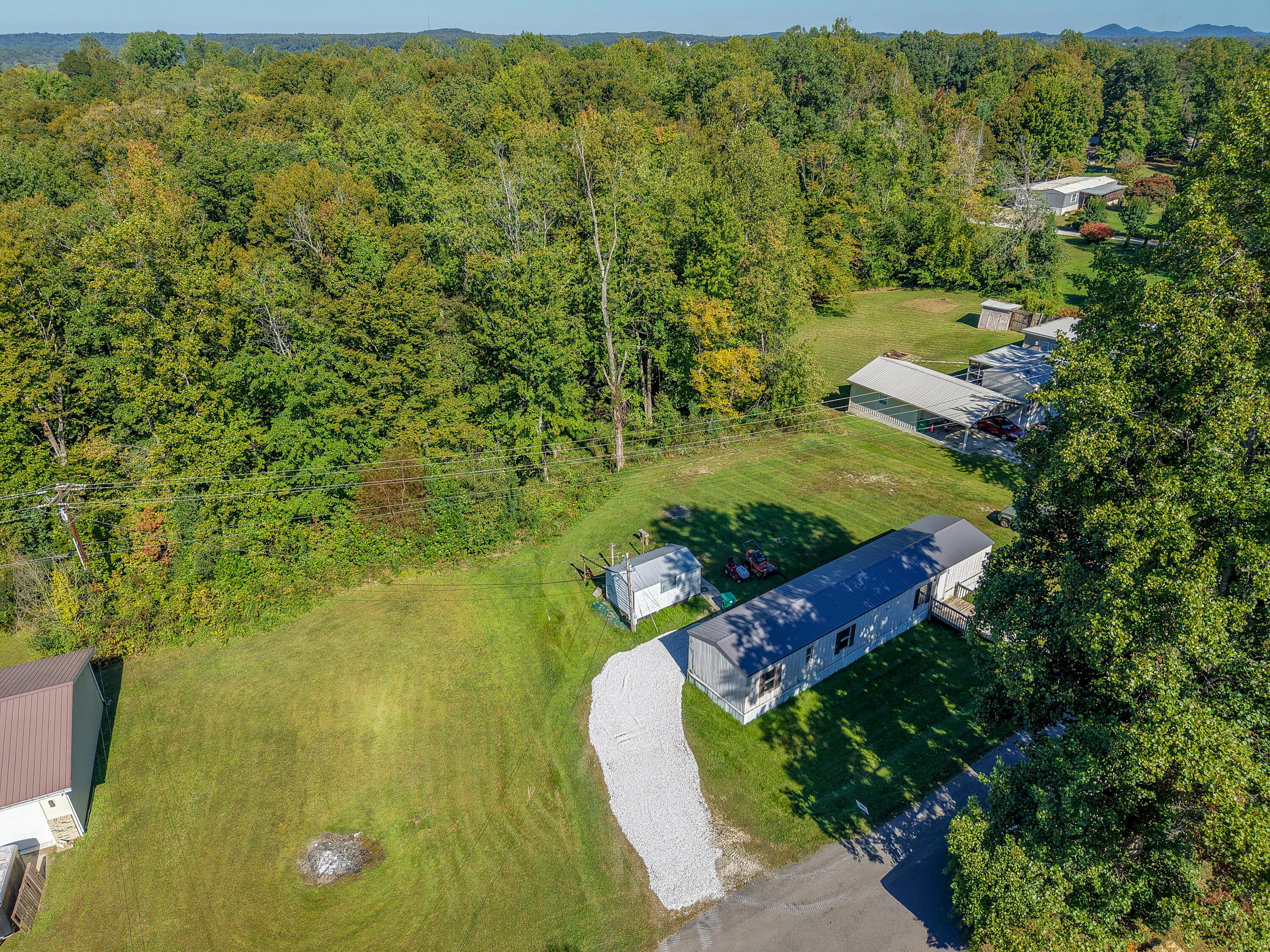275 Ridgeway Drive Property Photo 8
