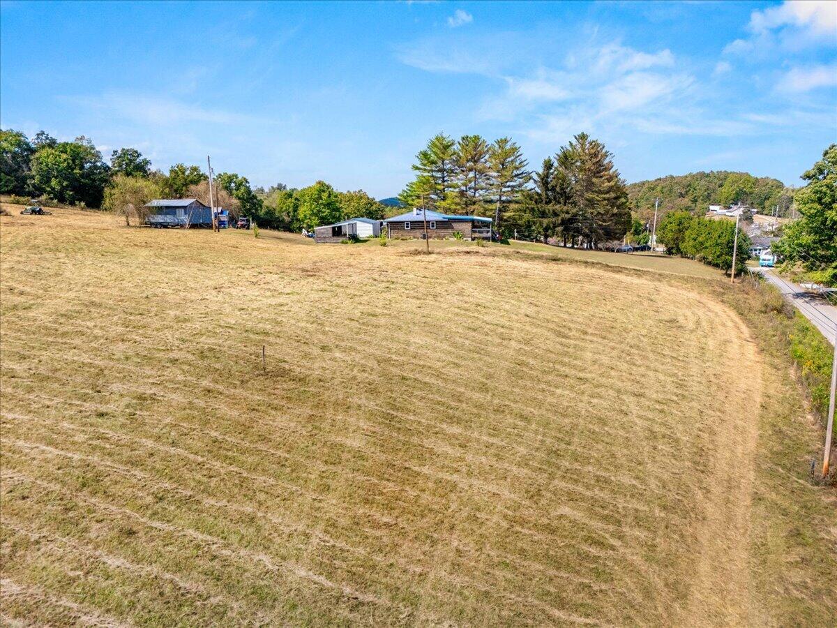 617 Hensley Road Property Photo 49