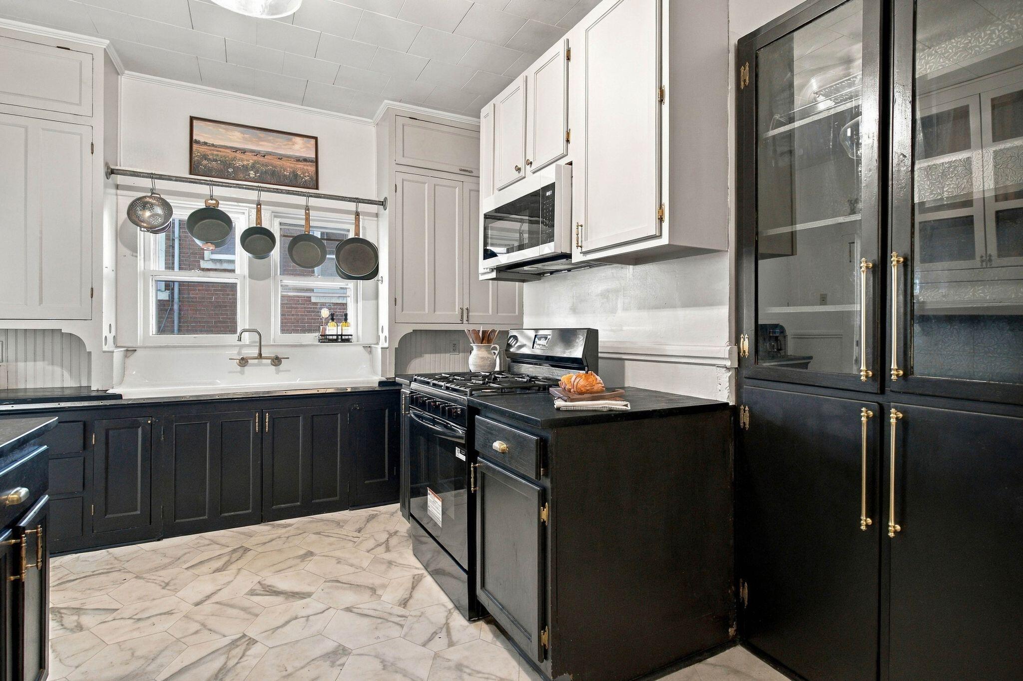 107 S Burns Avenue Property Photo 12