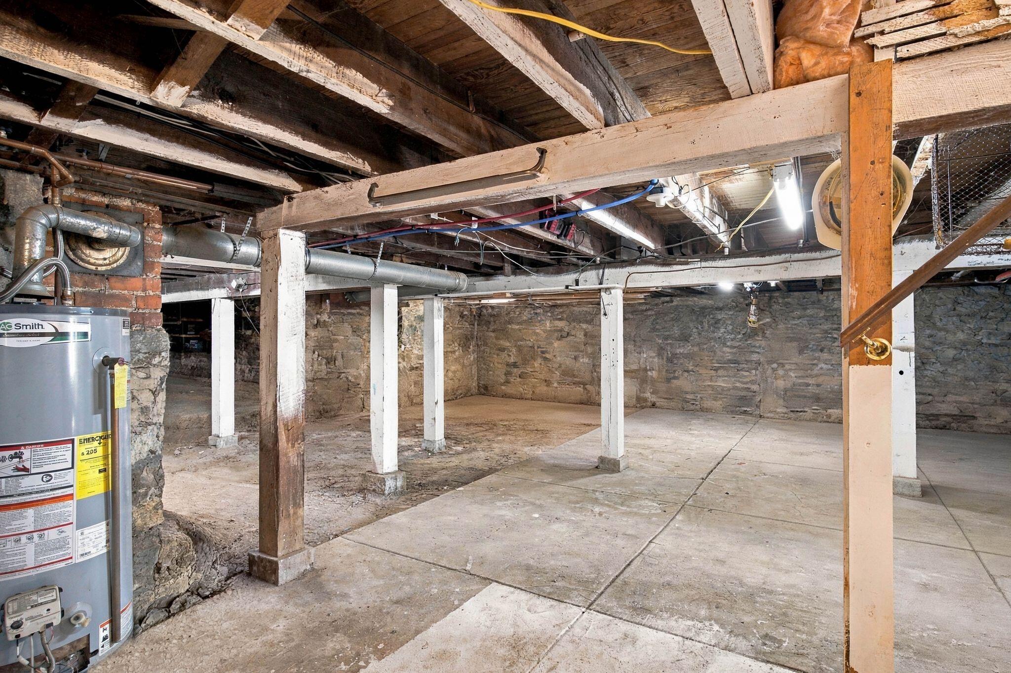 107 S Burns Avenue Property Photo 34