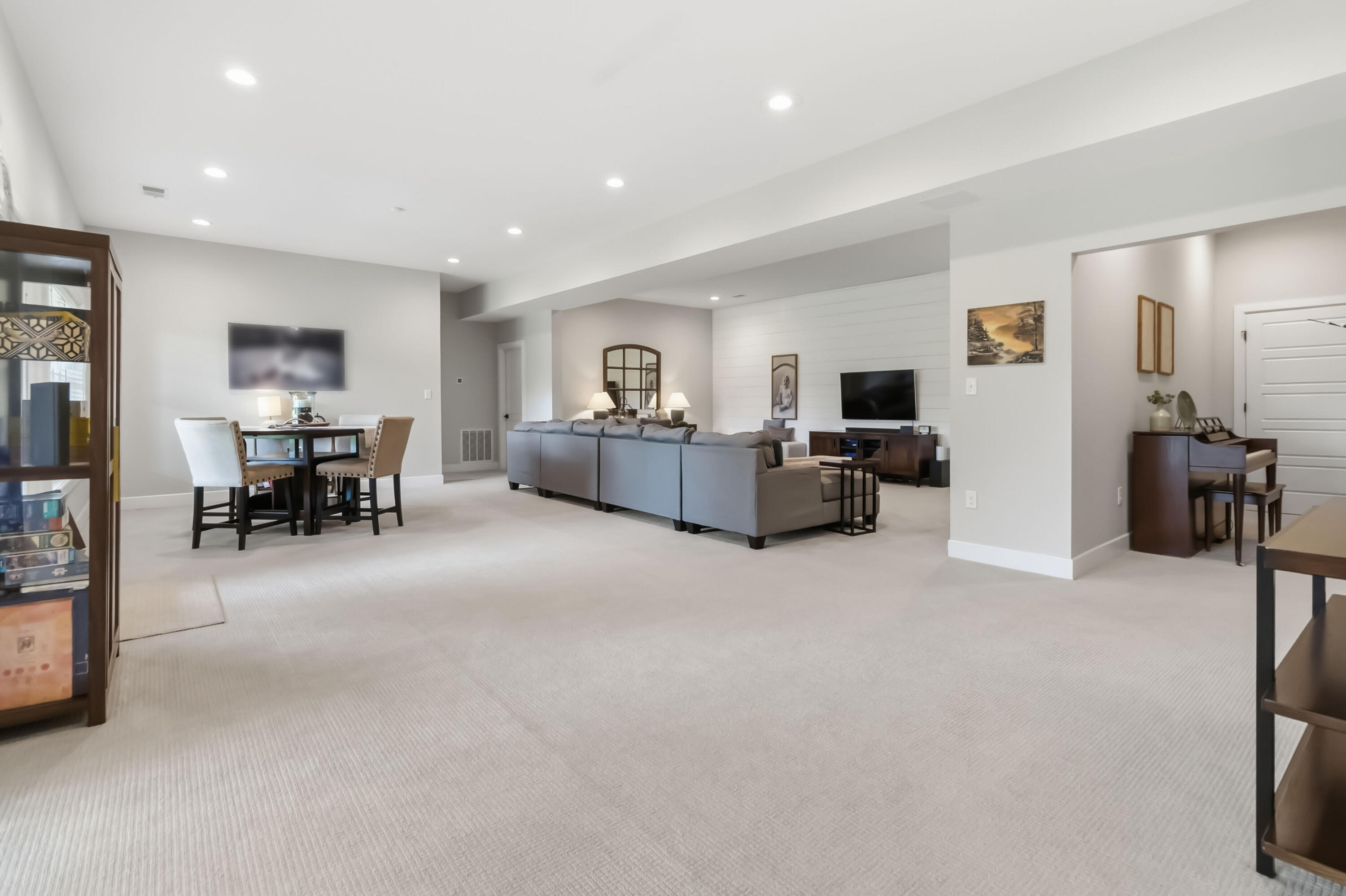 70 Lindrick Drive Property Photo 47