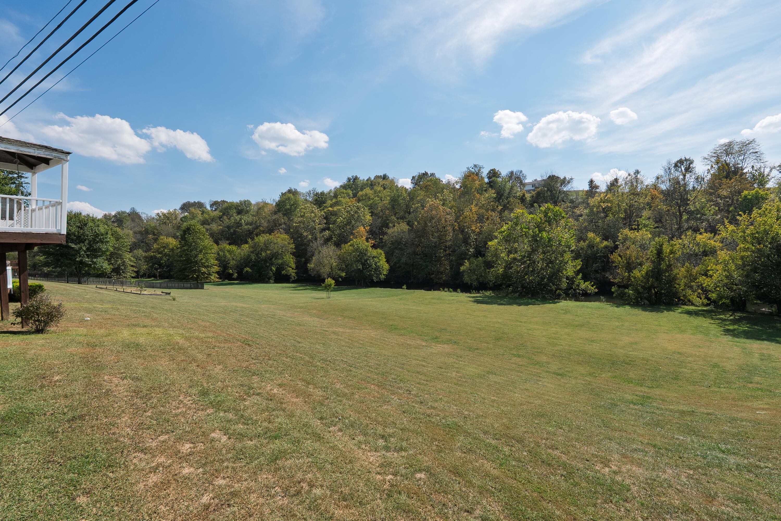 100 Eagle Bend Drive Property Photo 15