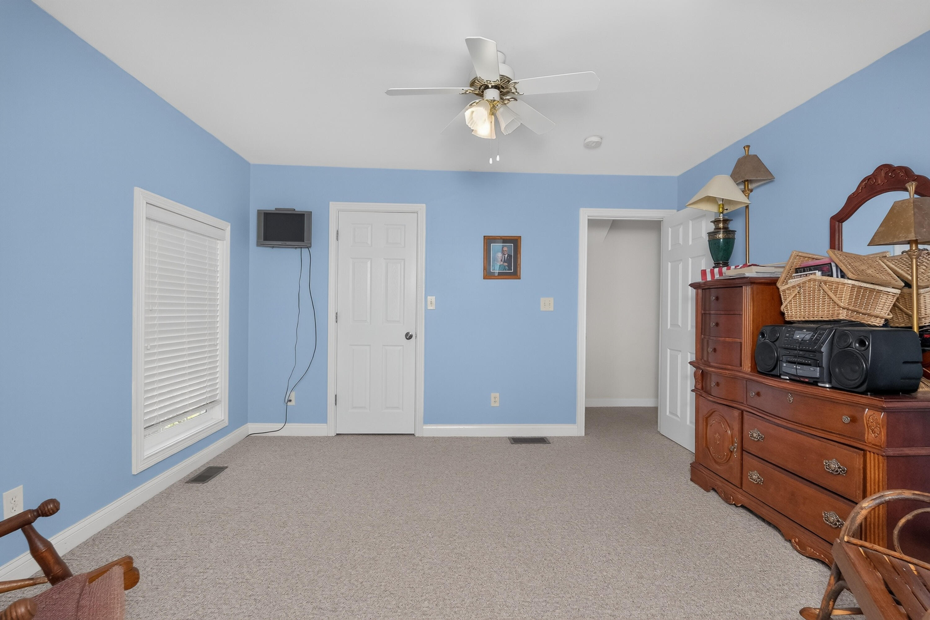 100 Eagle Bend Drive Property Photo 40