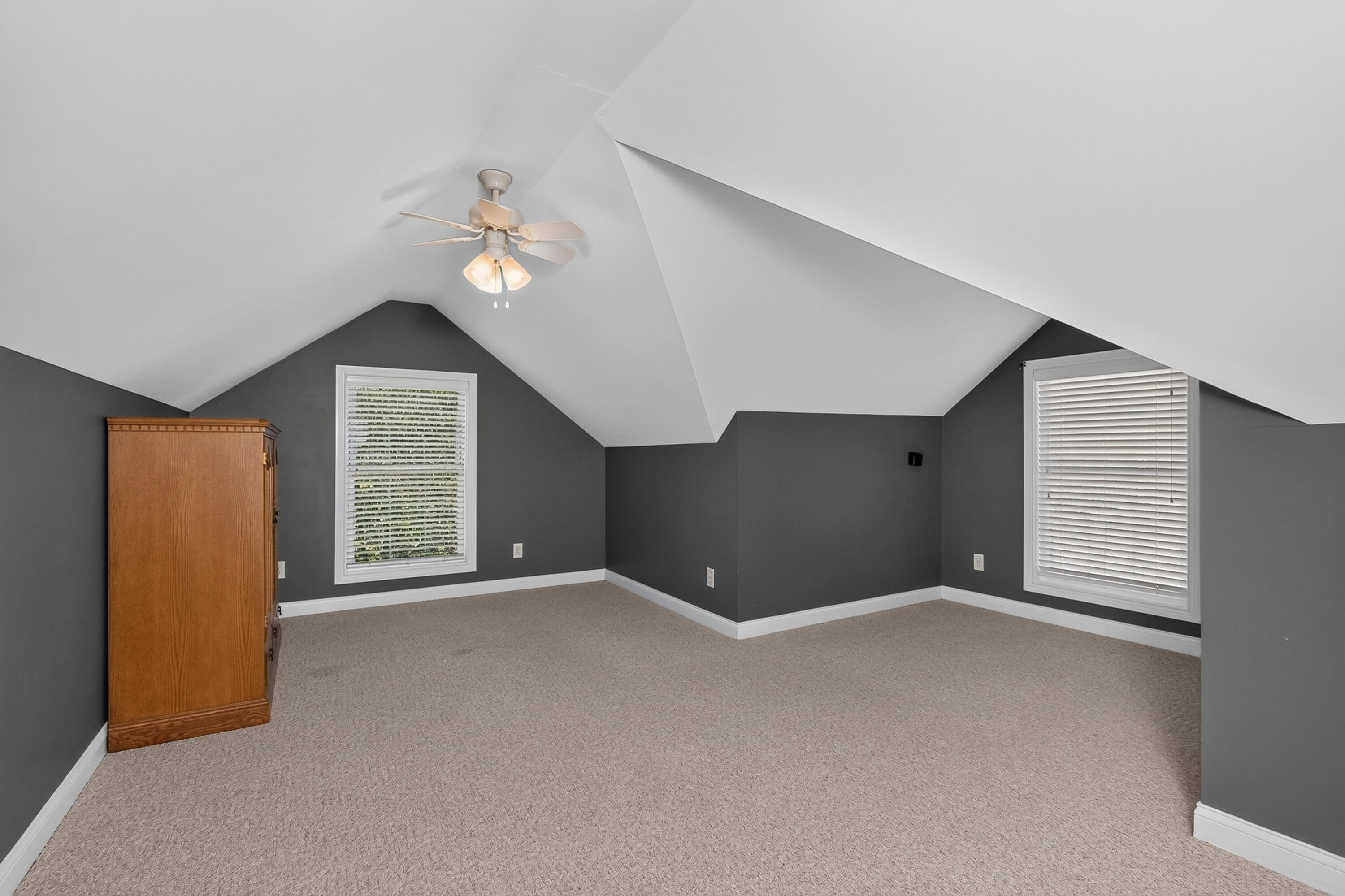 100 Eagle Bend Drive Property Photo 46