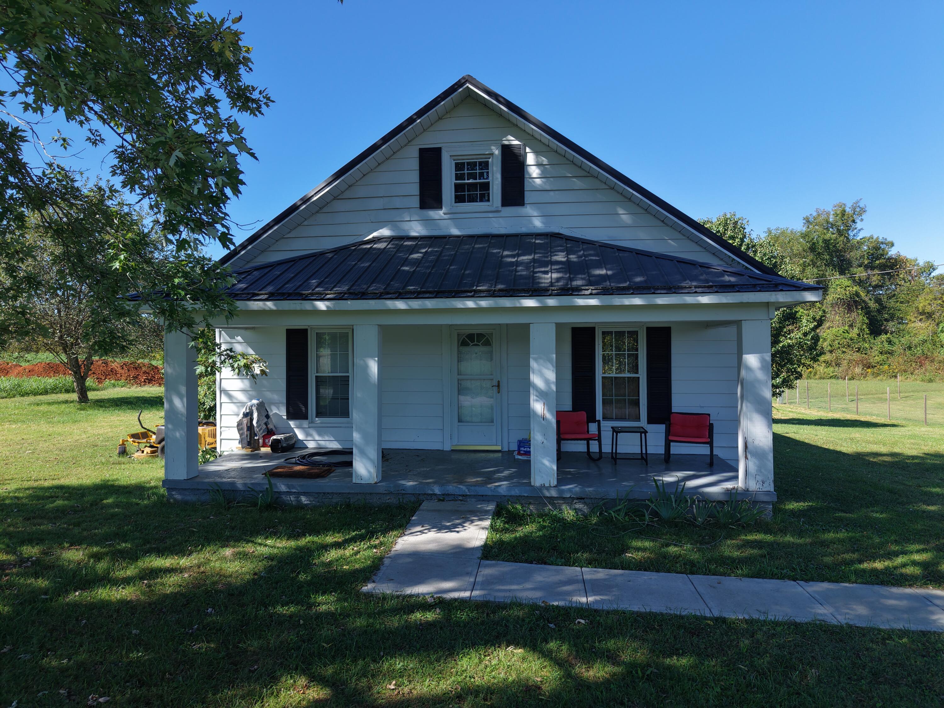 1221 Elihu Cabin Hollow Road Property Photo 1