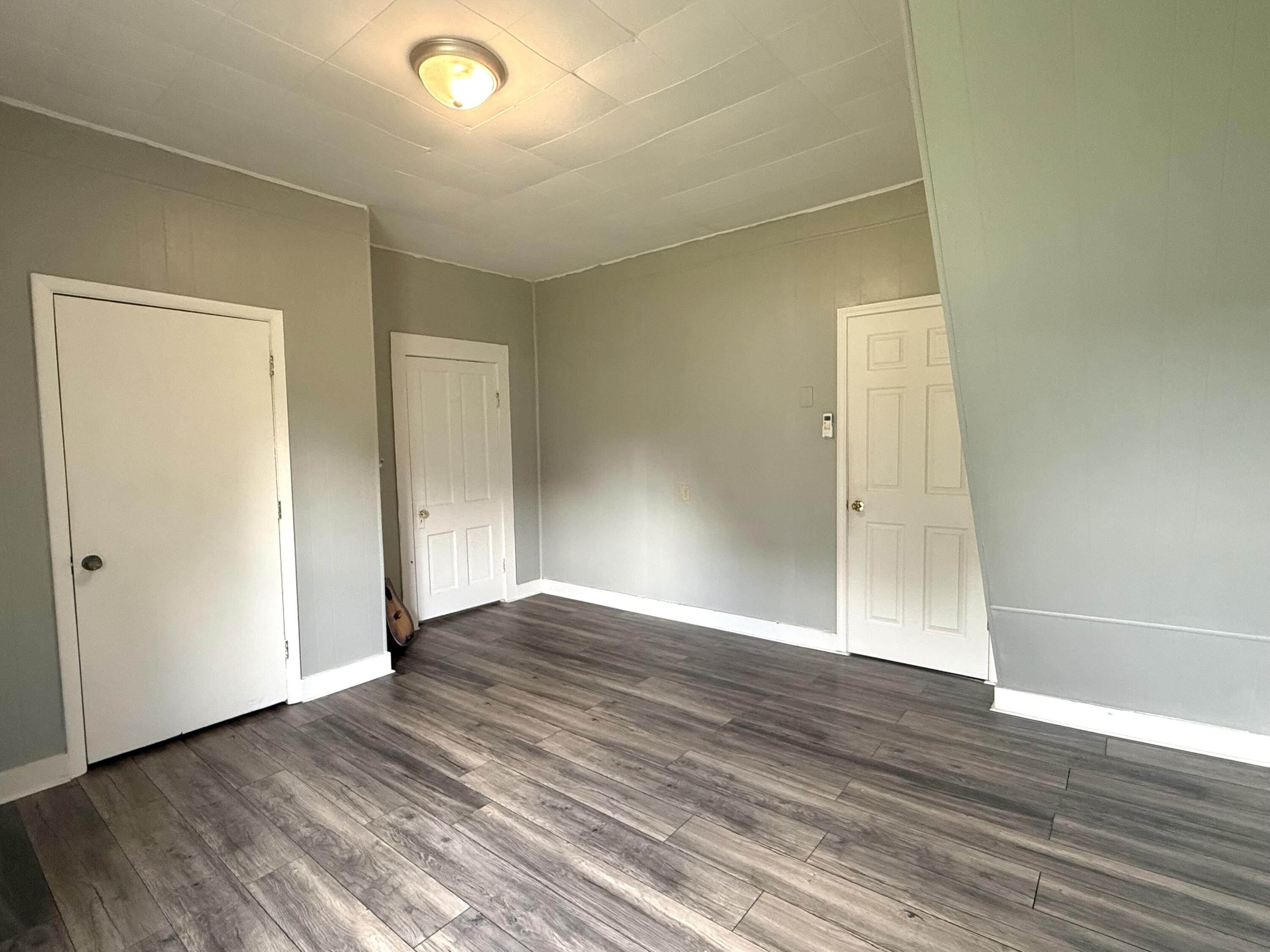 1221 Elihu Cabin Hollow Road Property Photo 8