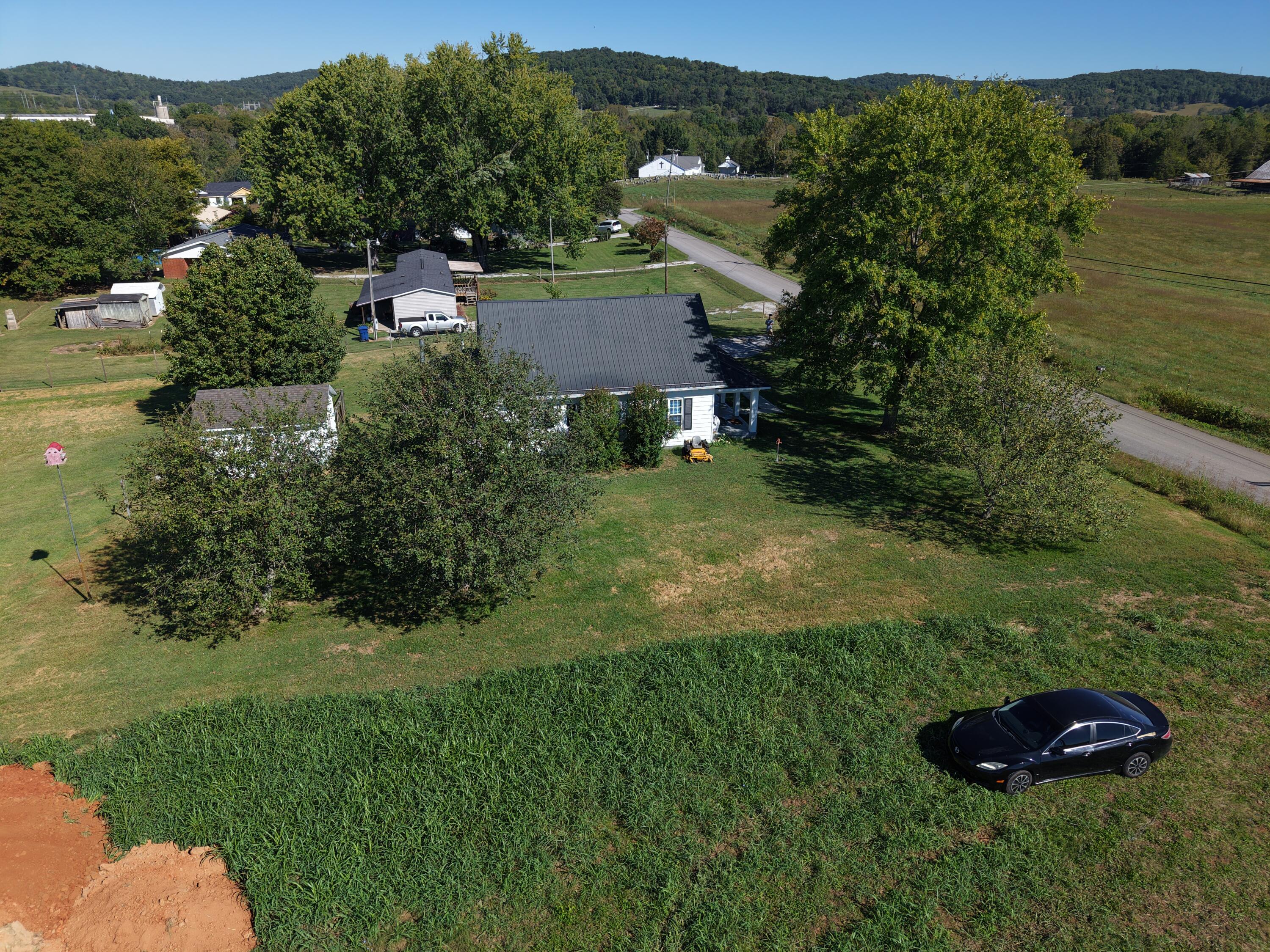 1221 Elihu Cabin Hollow Road Property Photo 17