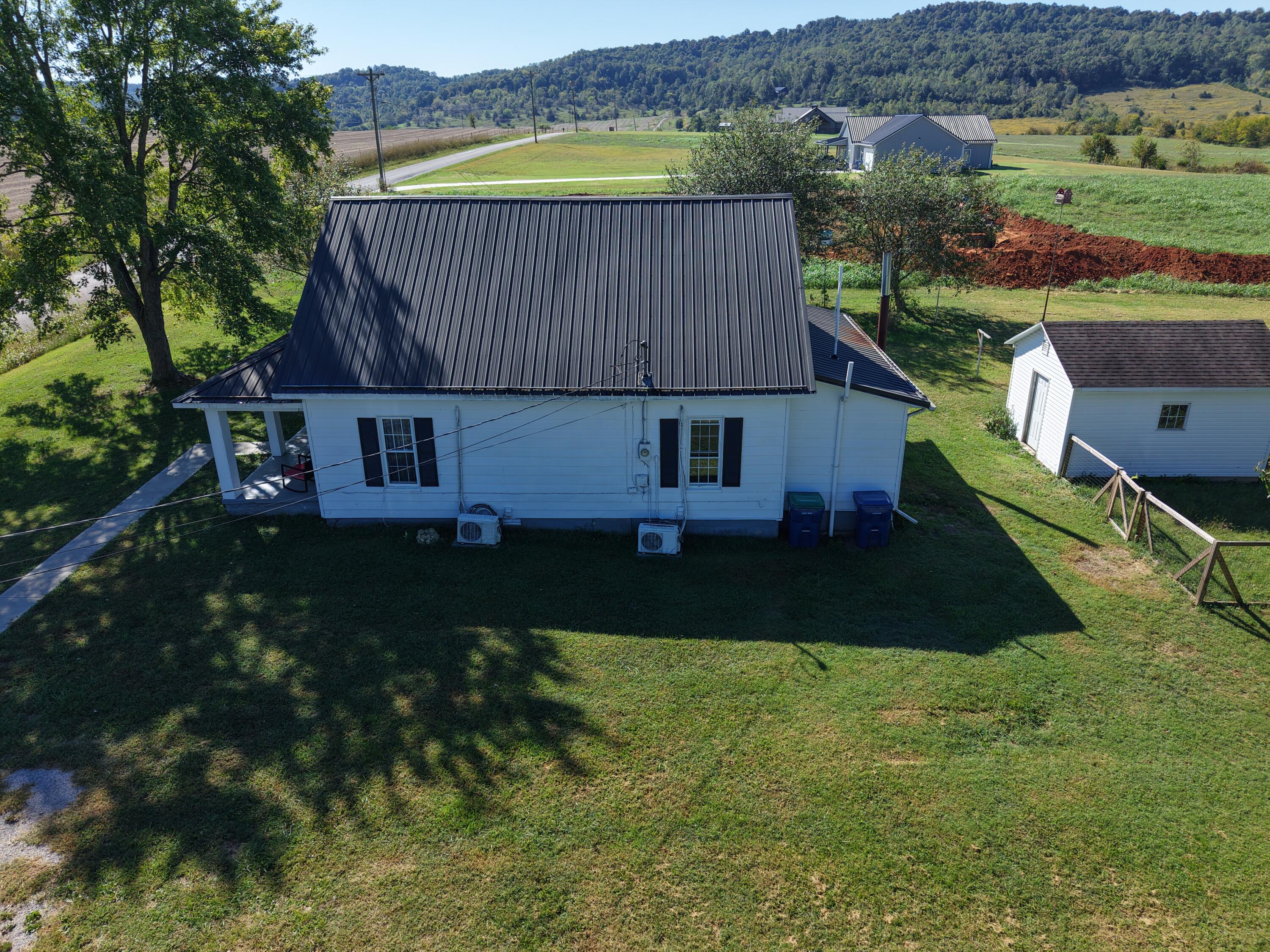1221 Elihu Cabin Hollow Road Property Photo 18