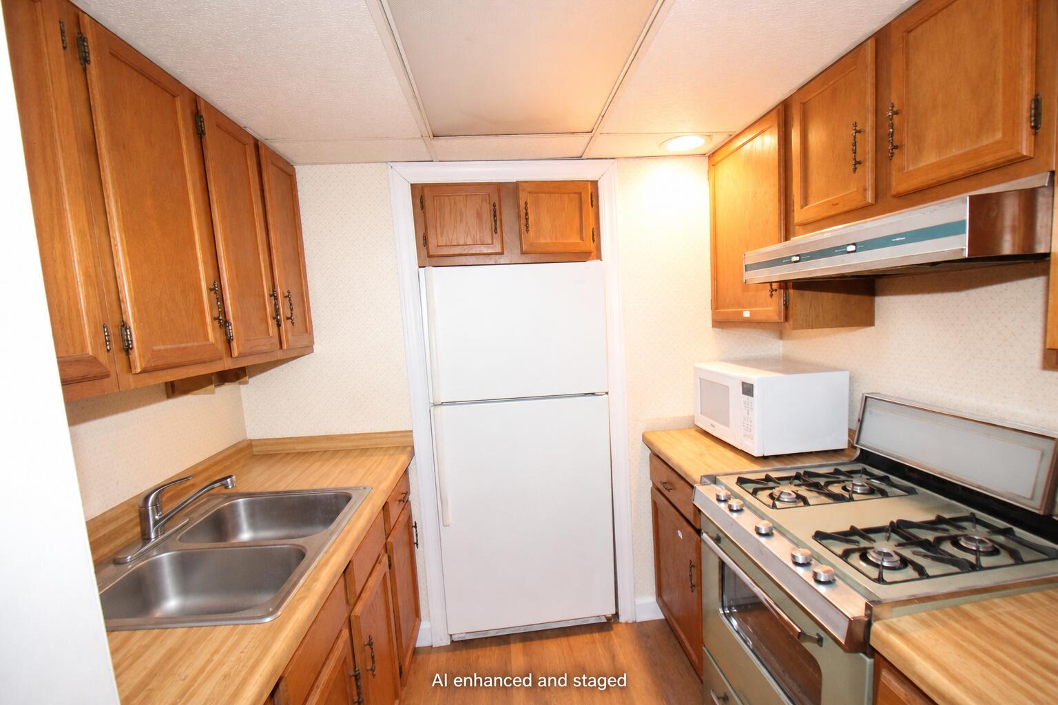 201 W Bolton Drive Property Photo 22