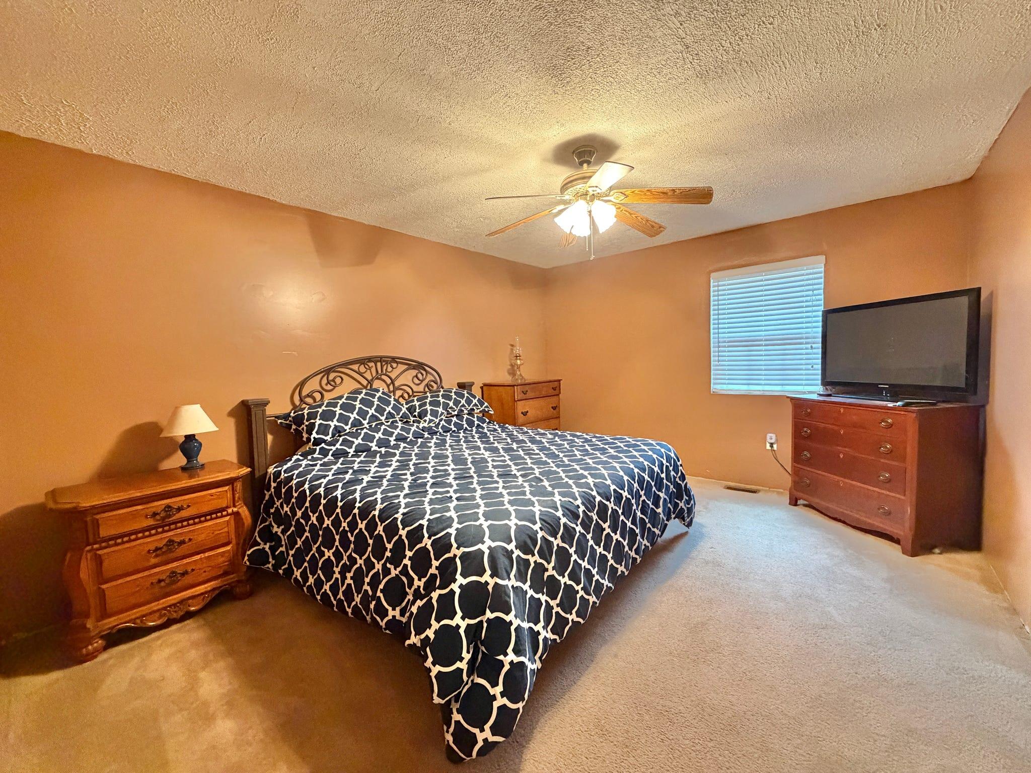 9074 Middle Fork Wolf Creek Road Property Photo 16