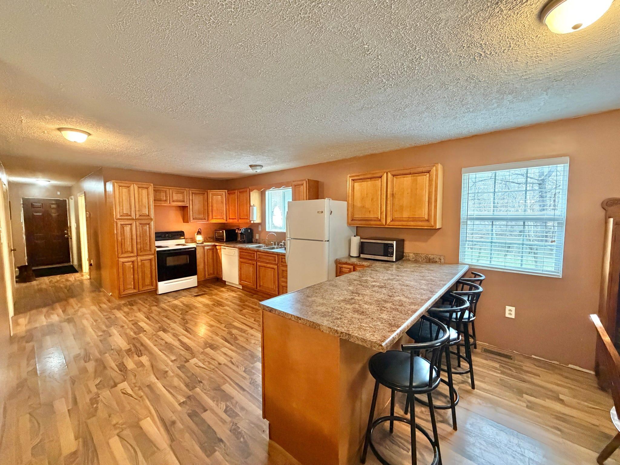 9074 Middle Fork Wolf Creek Road Property Photo 19