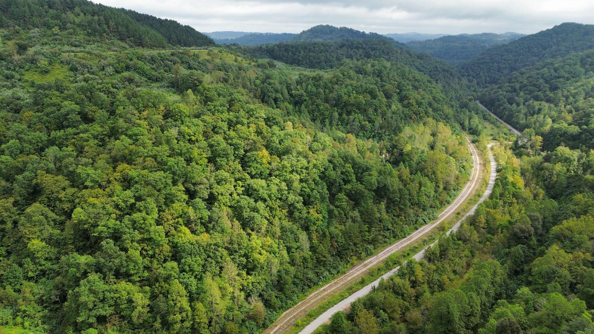 9074 Middle Fork Wolf Creek Road Property Photo 55