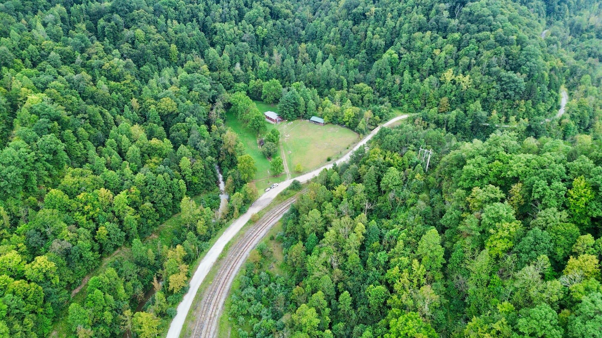 9074 Middle Fork Wolf Creek Road Property Photo 66