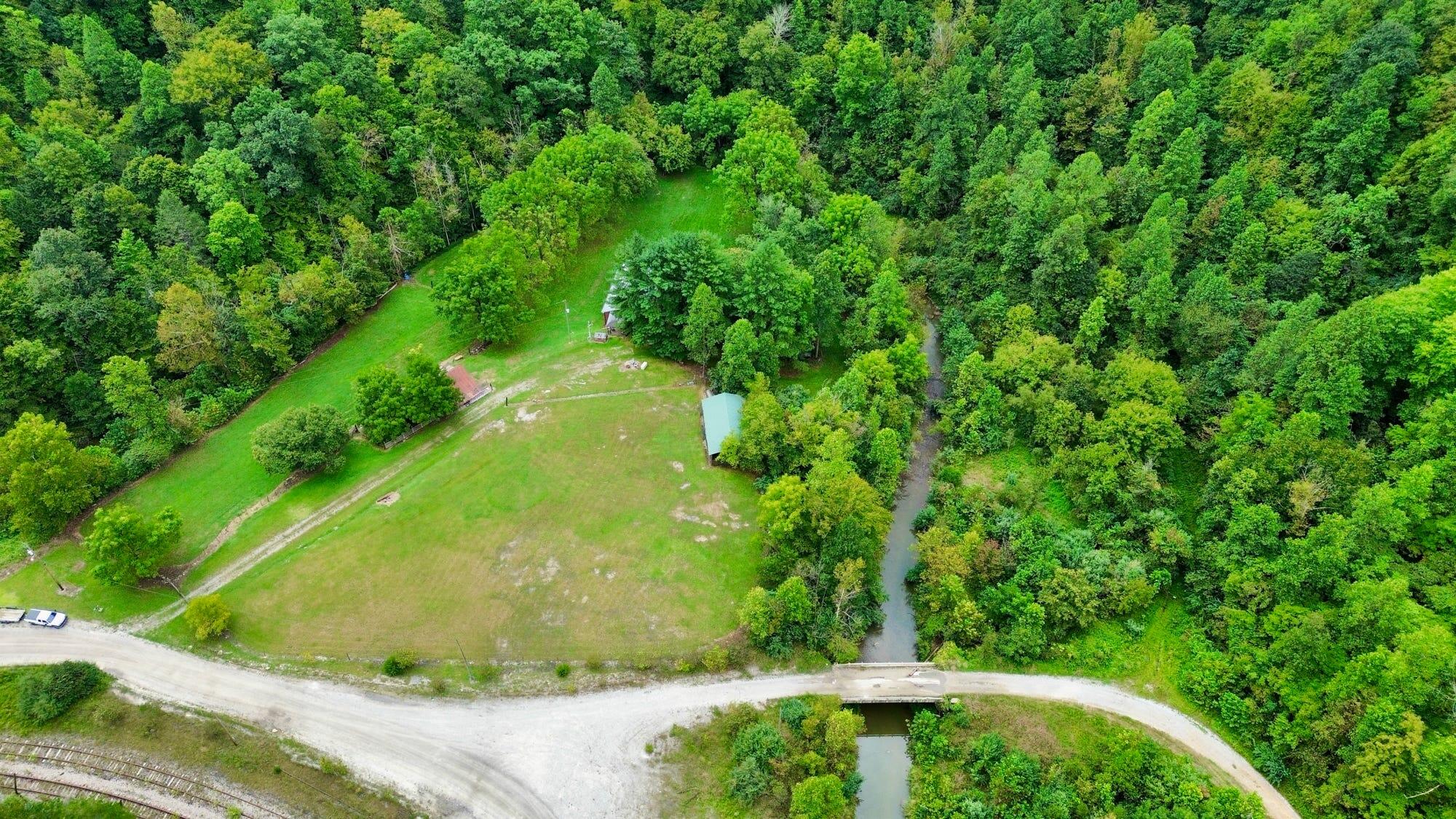 9074 Middle Fork Wolf Creek Road Property Photo 107