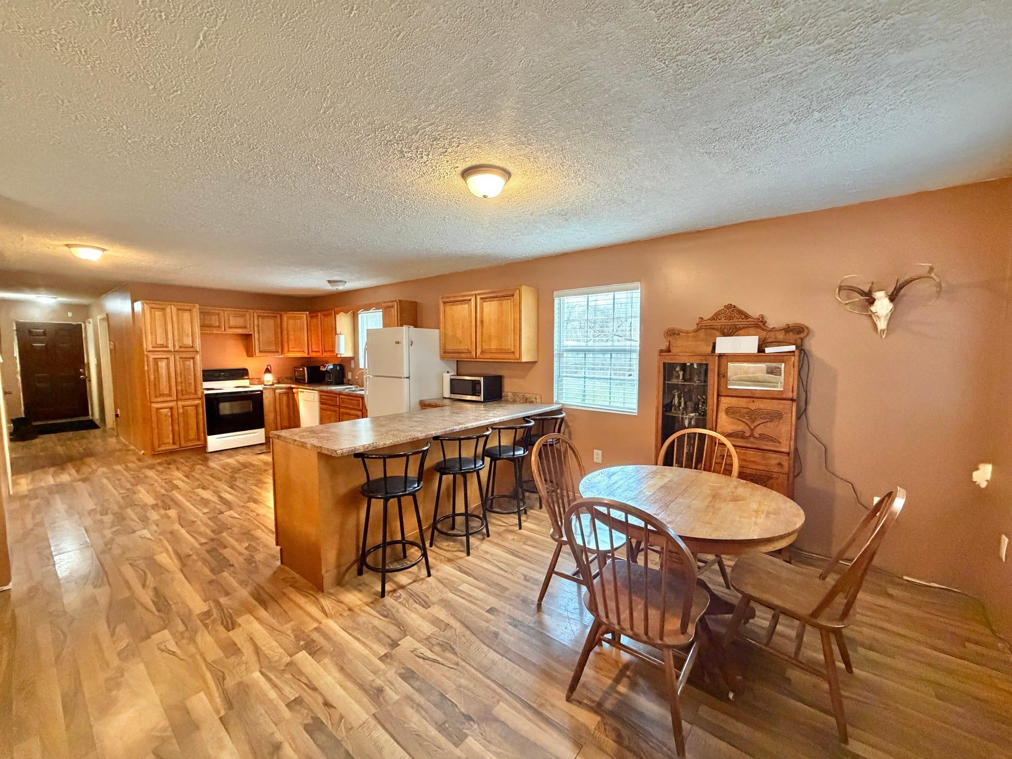 9074 Middle Fork Wolf Creek Road Property Photo 25
